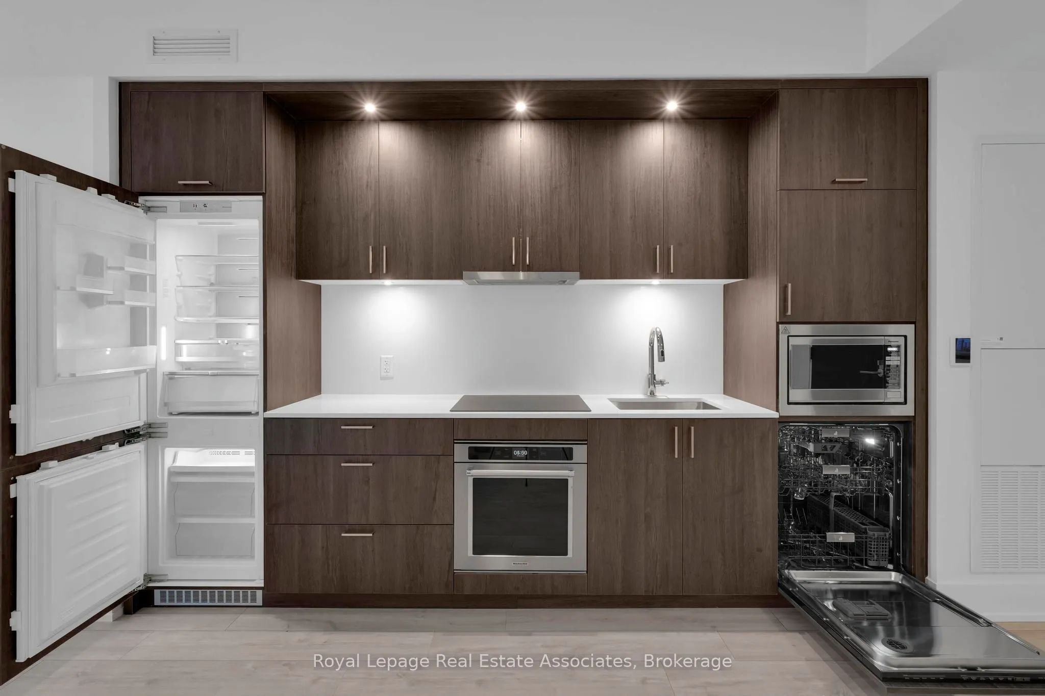 259 The Kingsway, #214