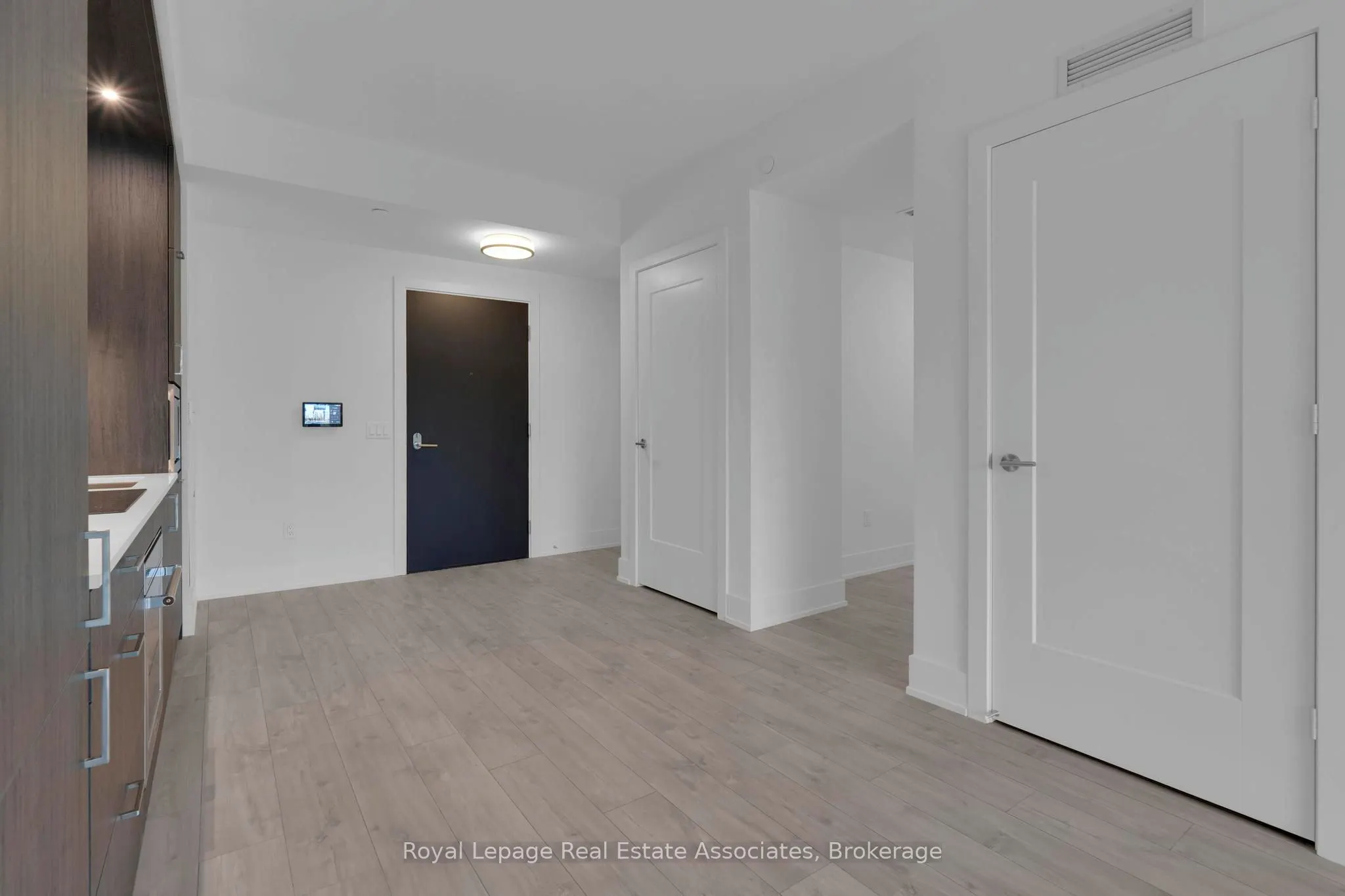 259 The Kingsway, #214