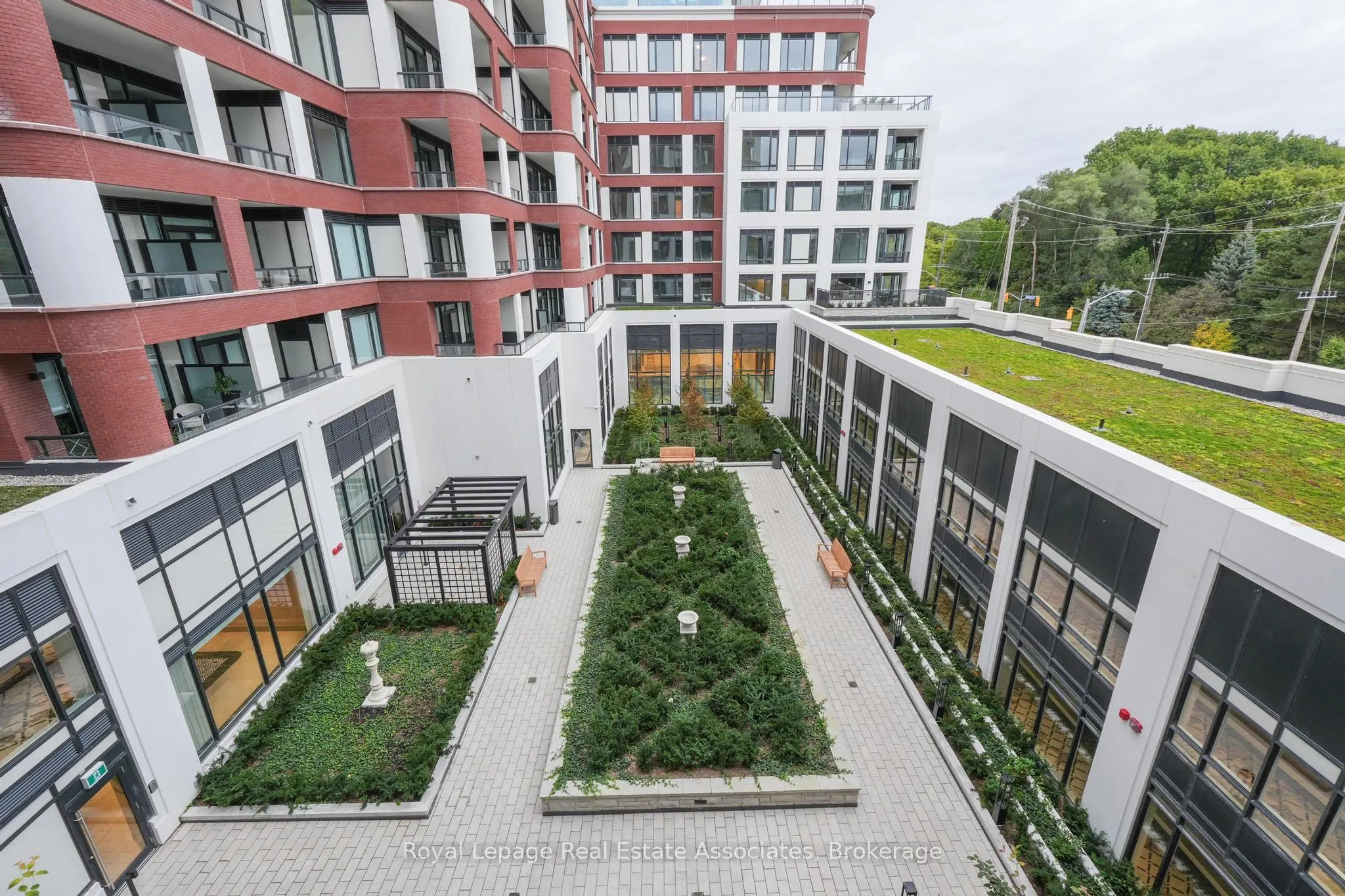 259 The Kingsway, #303
