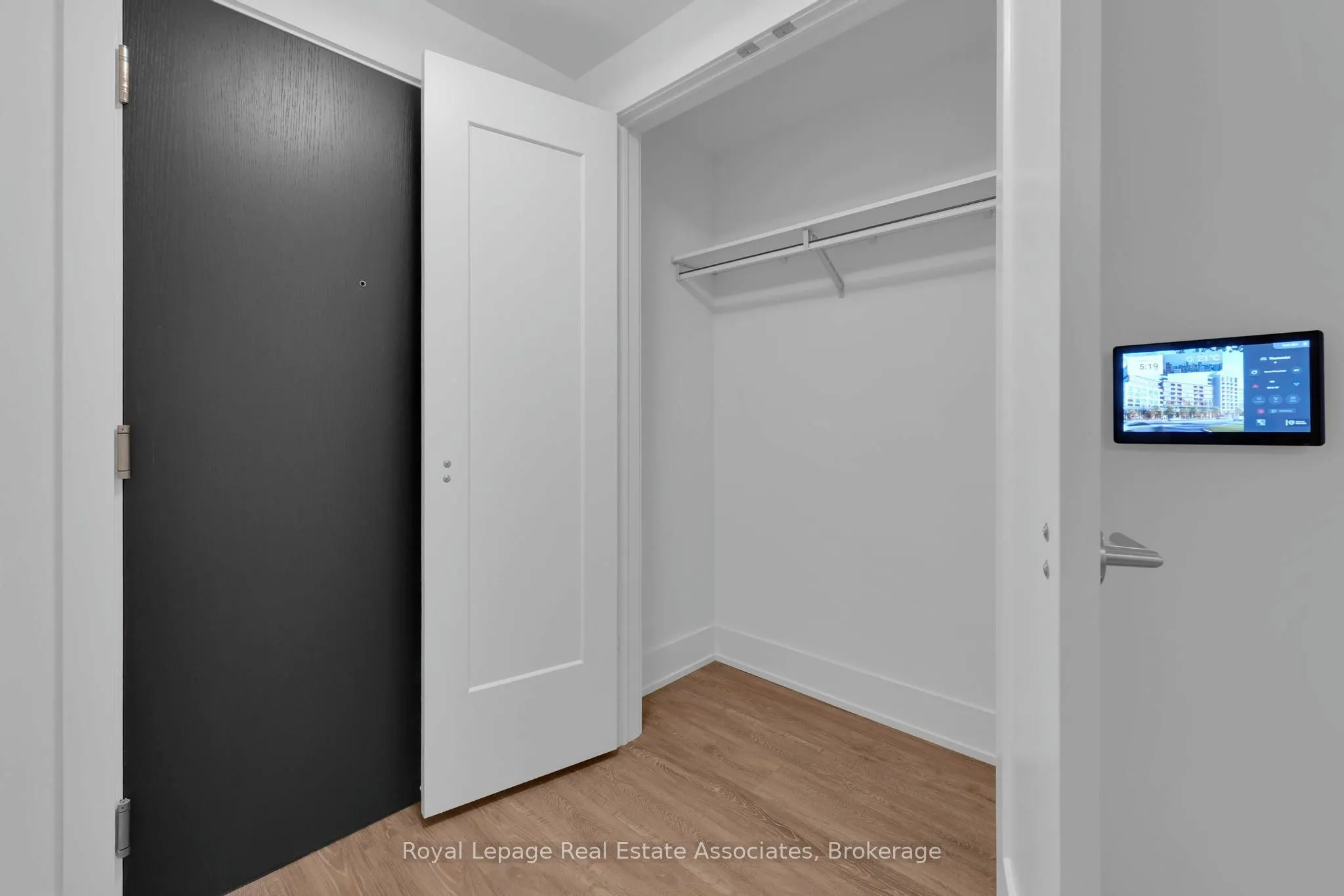 259 The Kingsway, #303