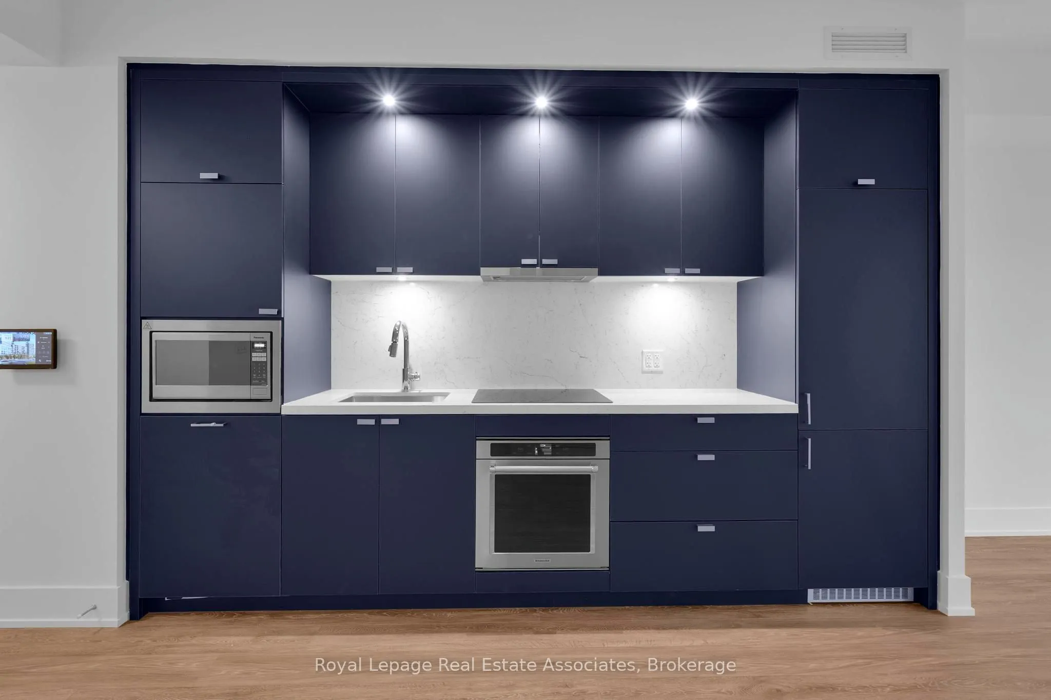 259 The Kingsway, #303