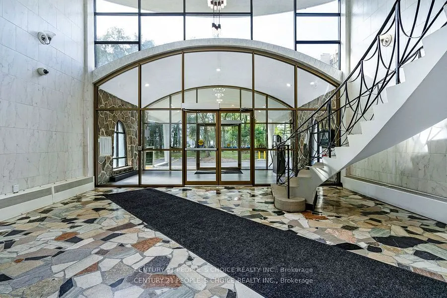 30 Speers Road, #1002