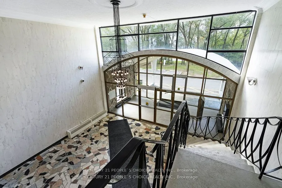30 Speers Road, #1002