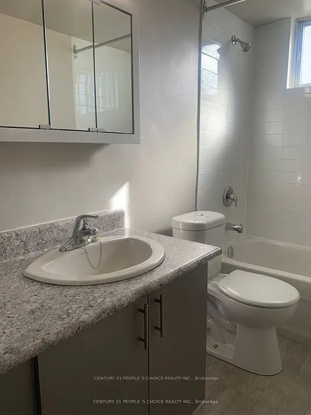 30 Speers Road, #1002