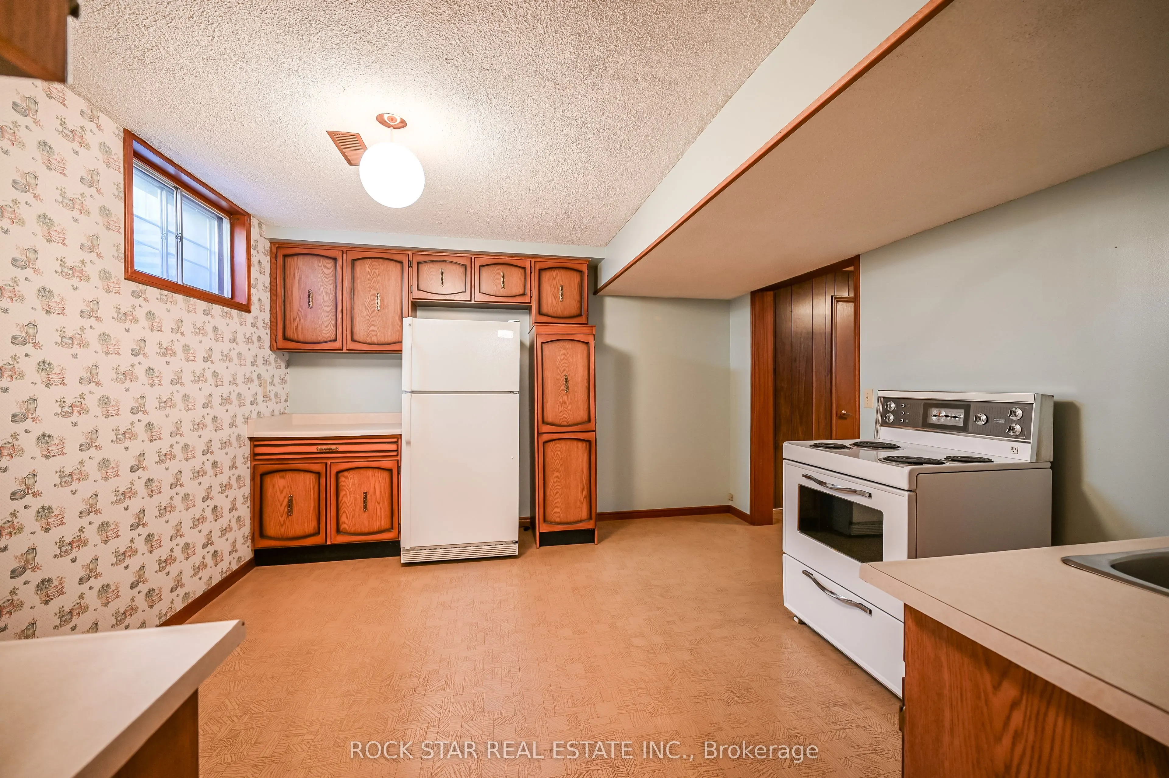 321 Creelman Road