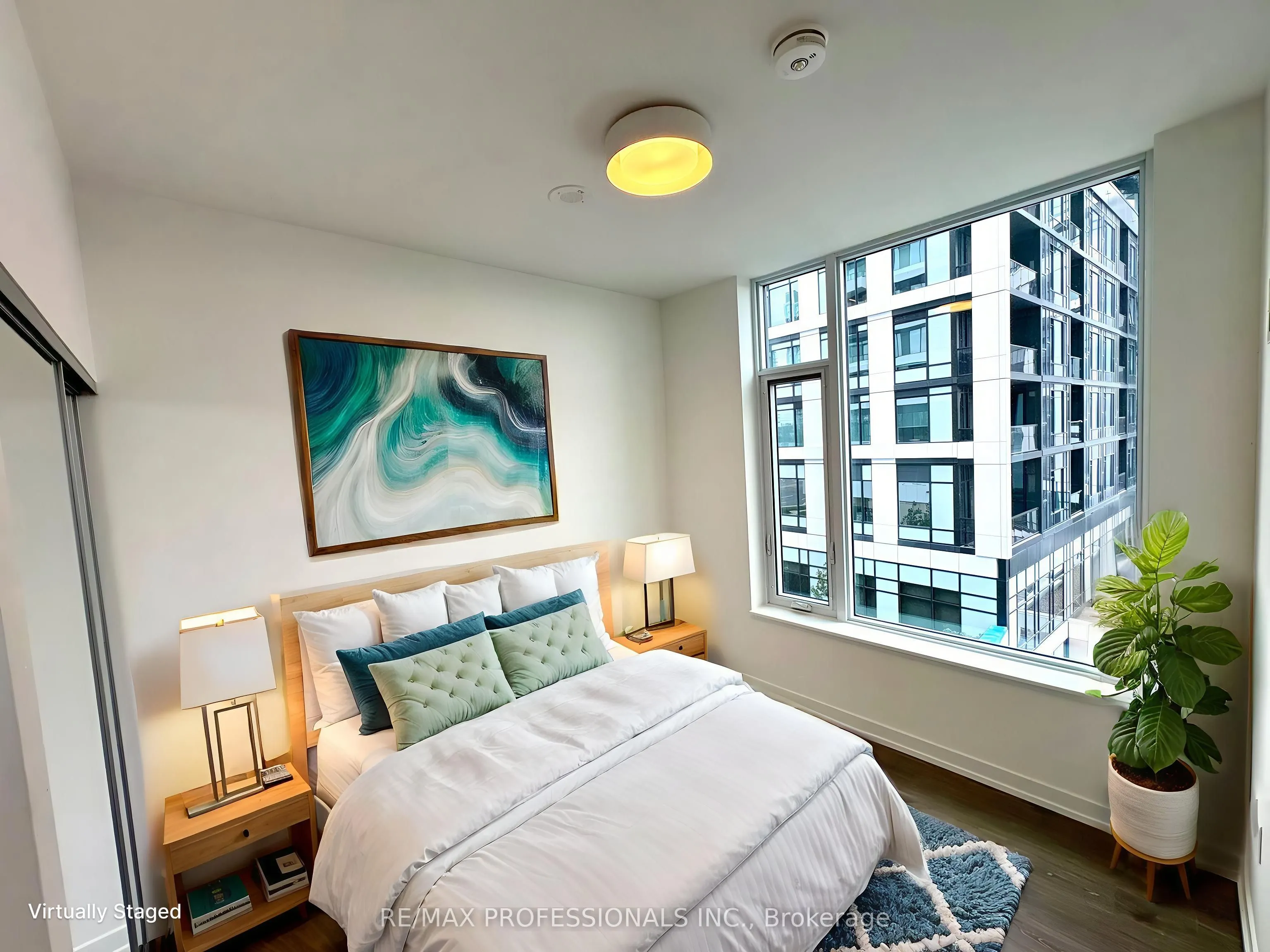 2485 Eglinton Avenue W, #406