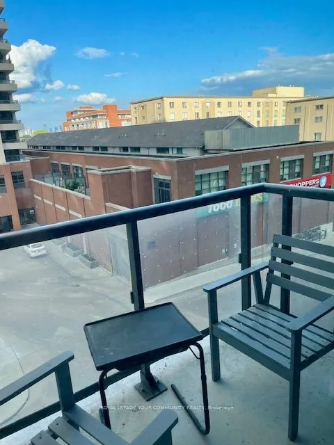 1420 Dupont Street, #518