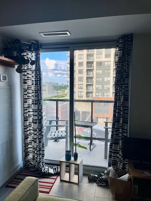 1420 Dupont Street, #518