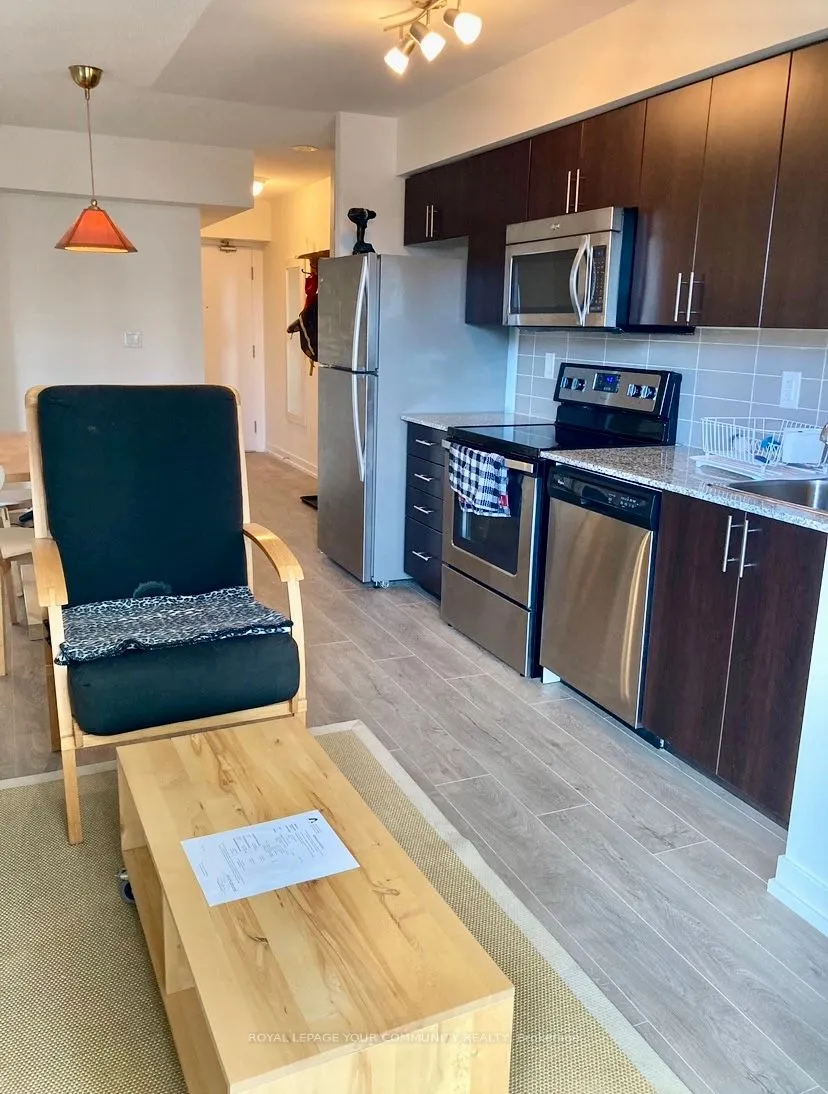 1420 Dupont Street, #518