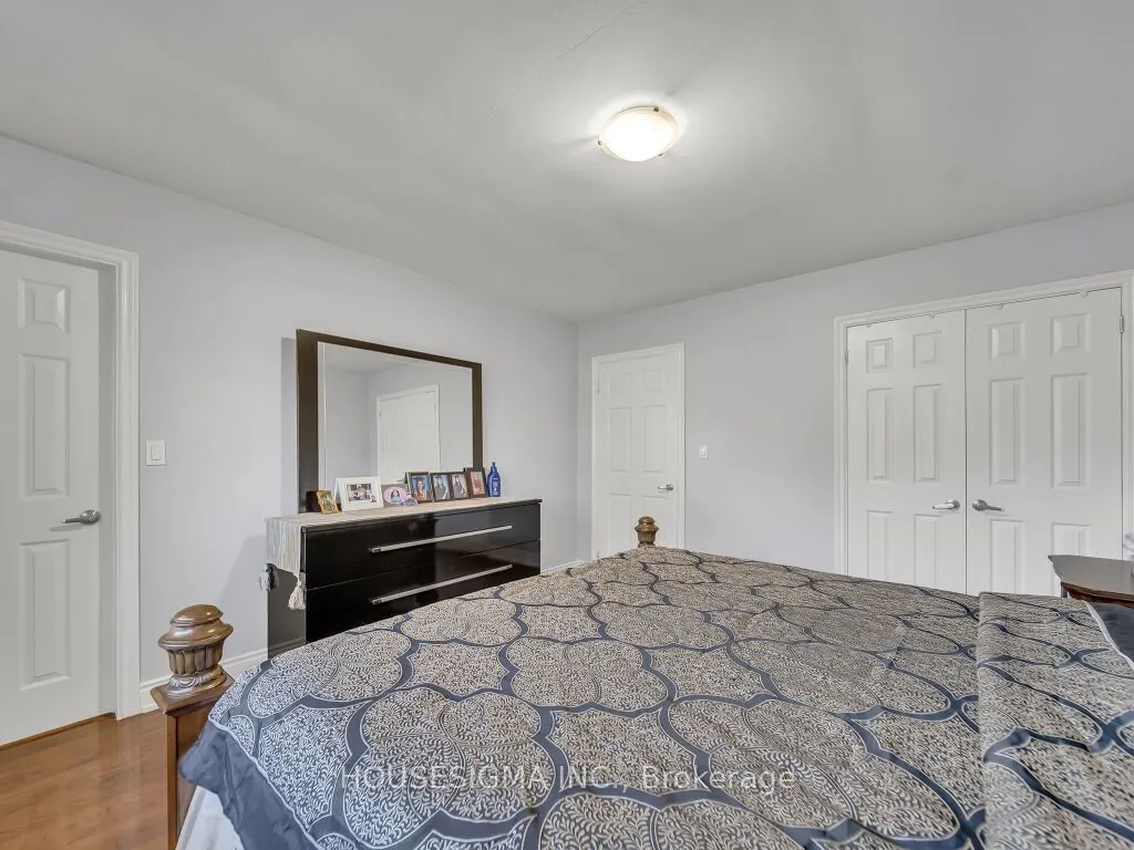 12571 Regional Rd 25 Road