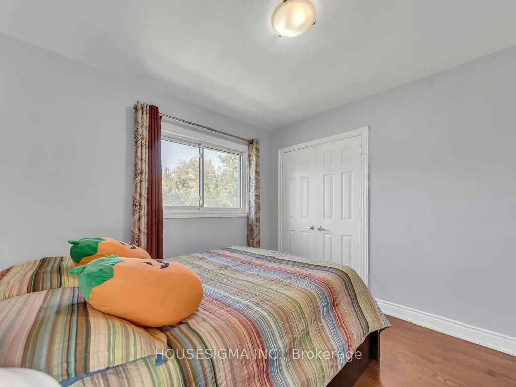 12571 Regional Rd 25 Road