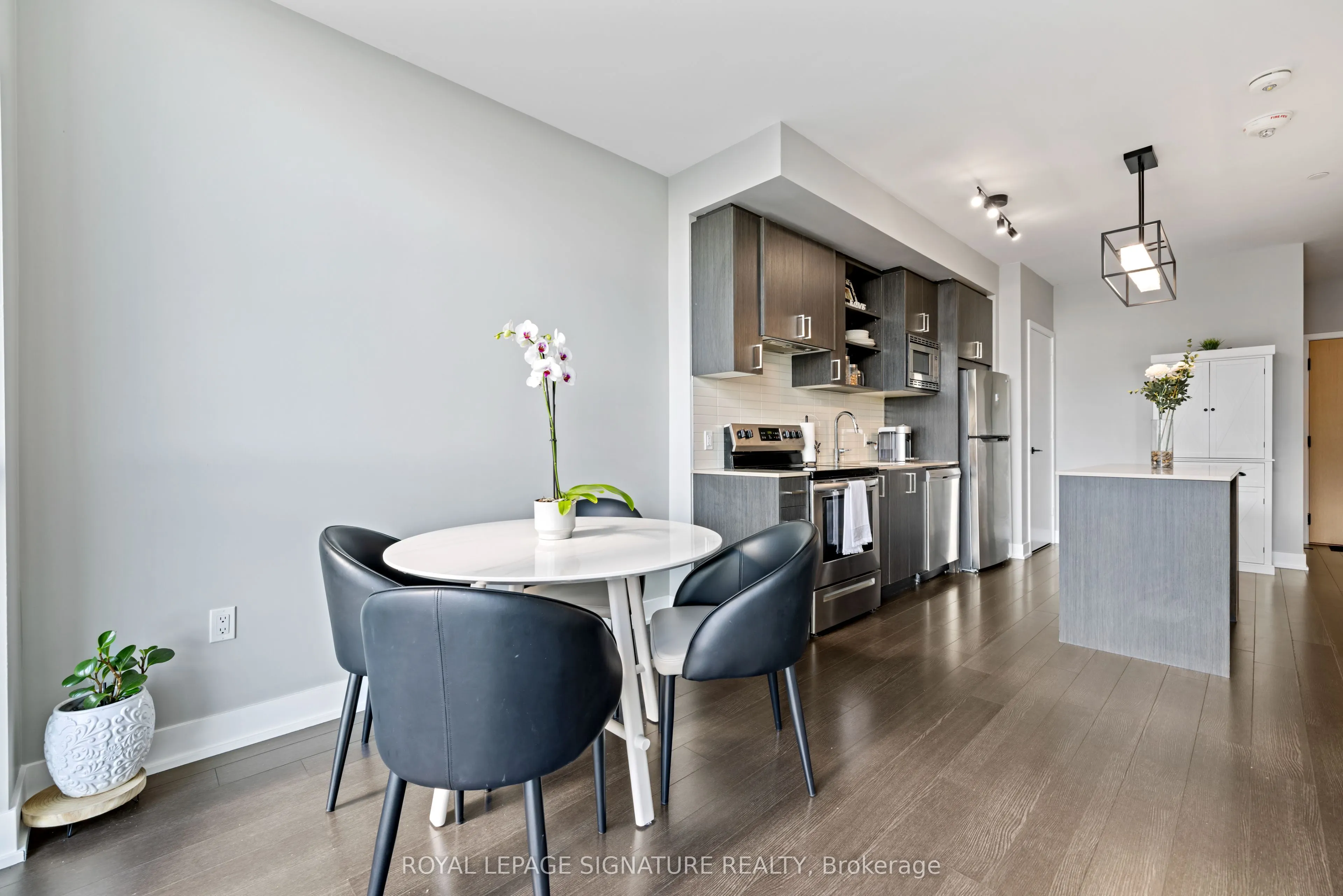 60 George Butchart Drive, #713