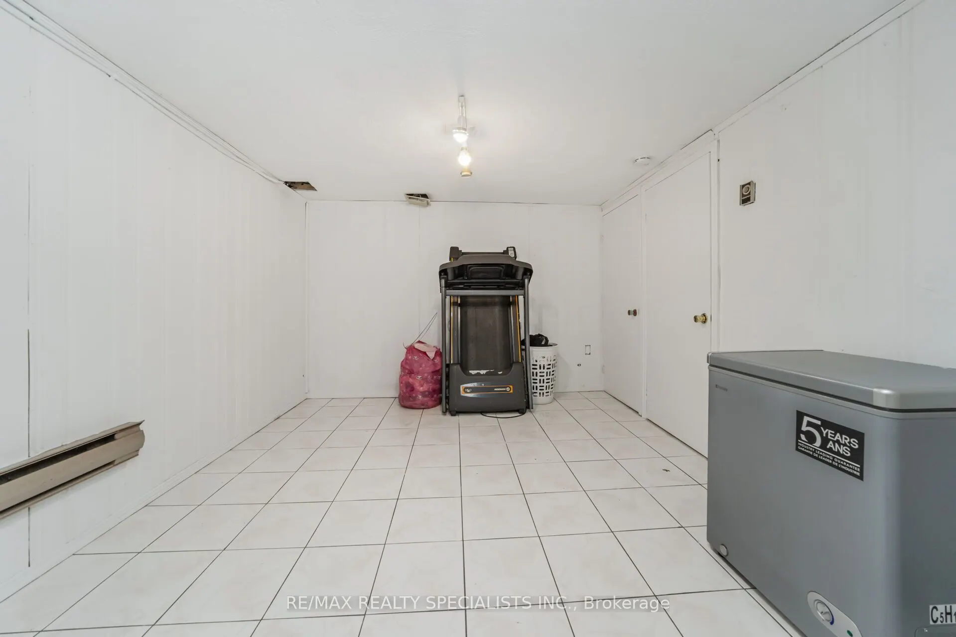 20 Darras Court, #20