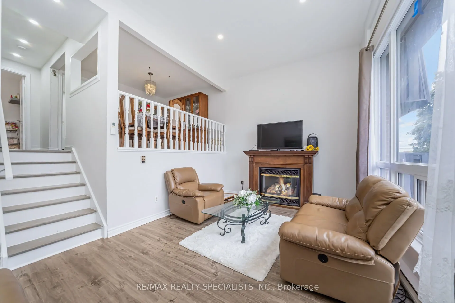 20 Darras Court, #20