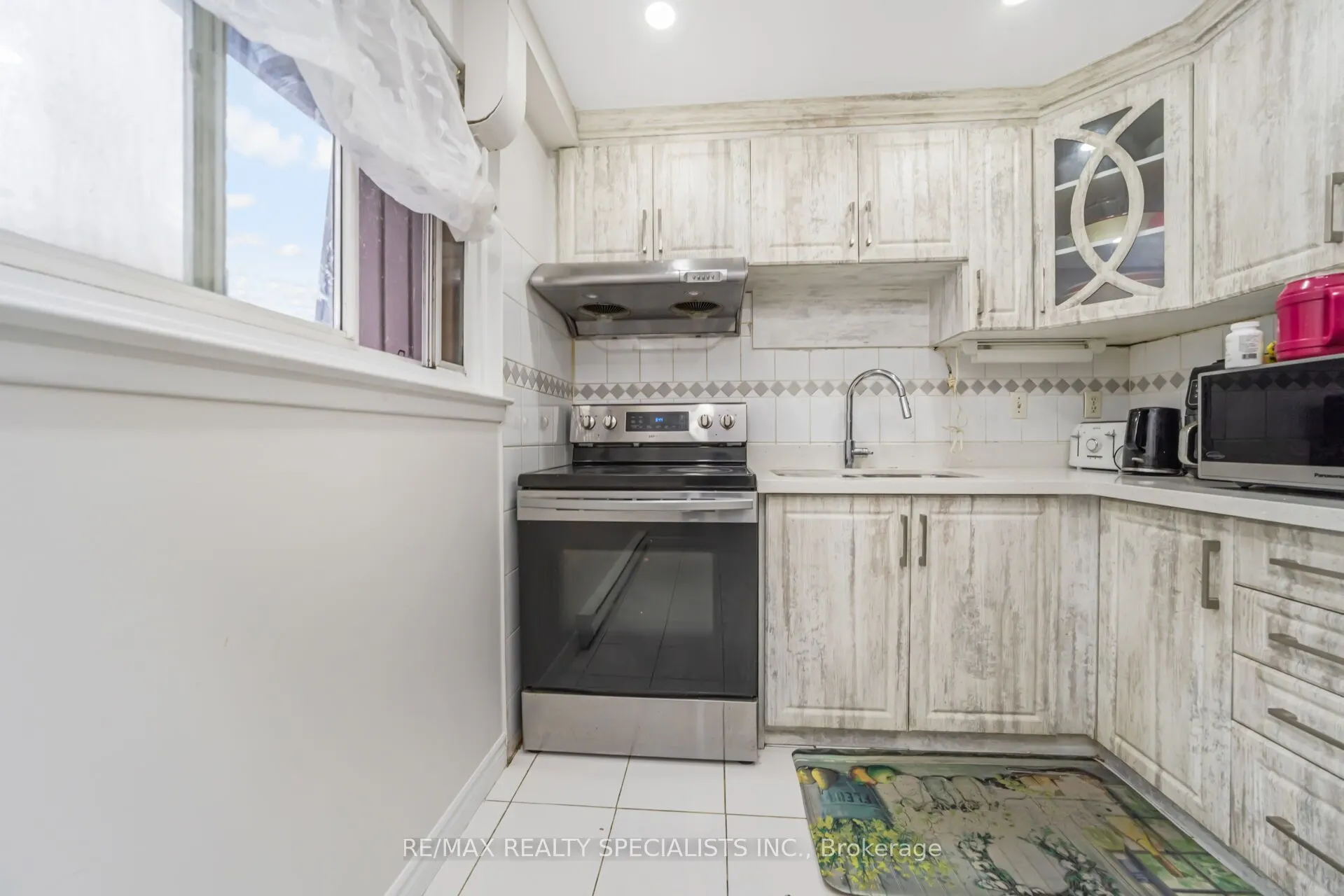 20 Darras Court, #20
