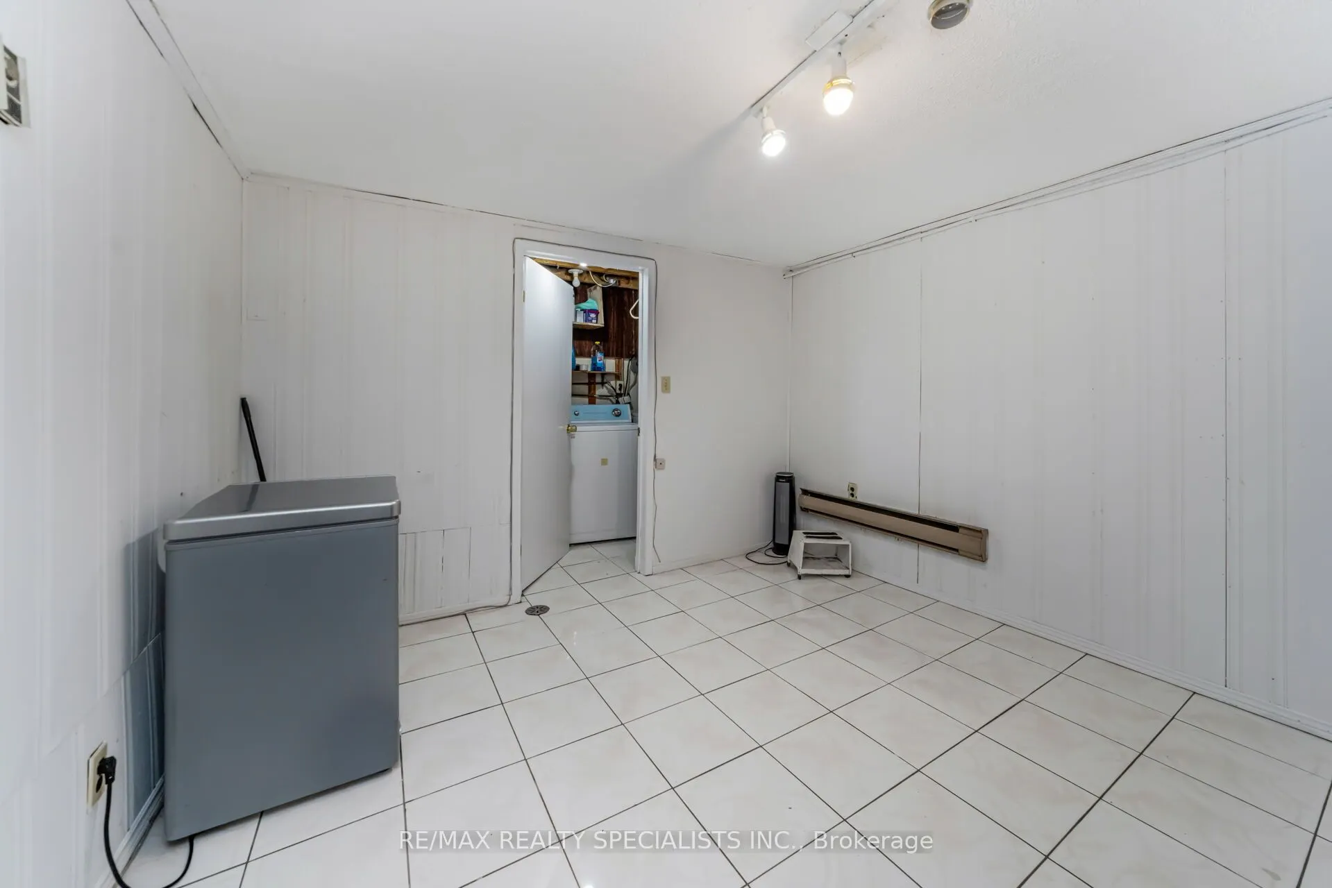 20 Darras Court, #20