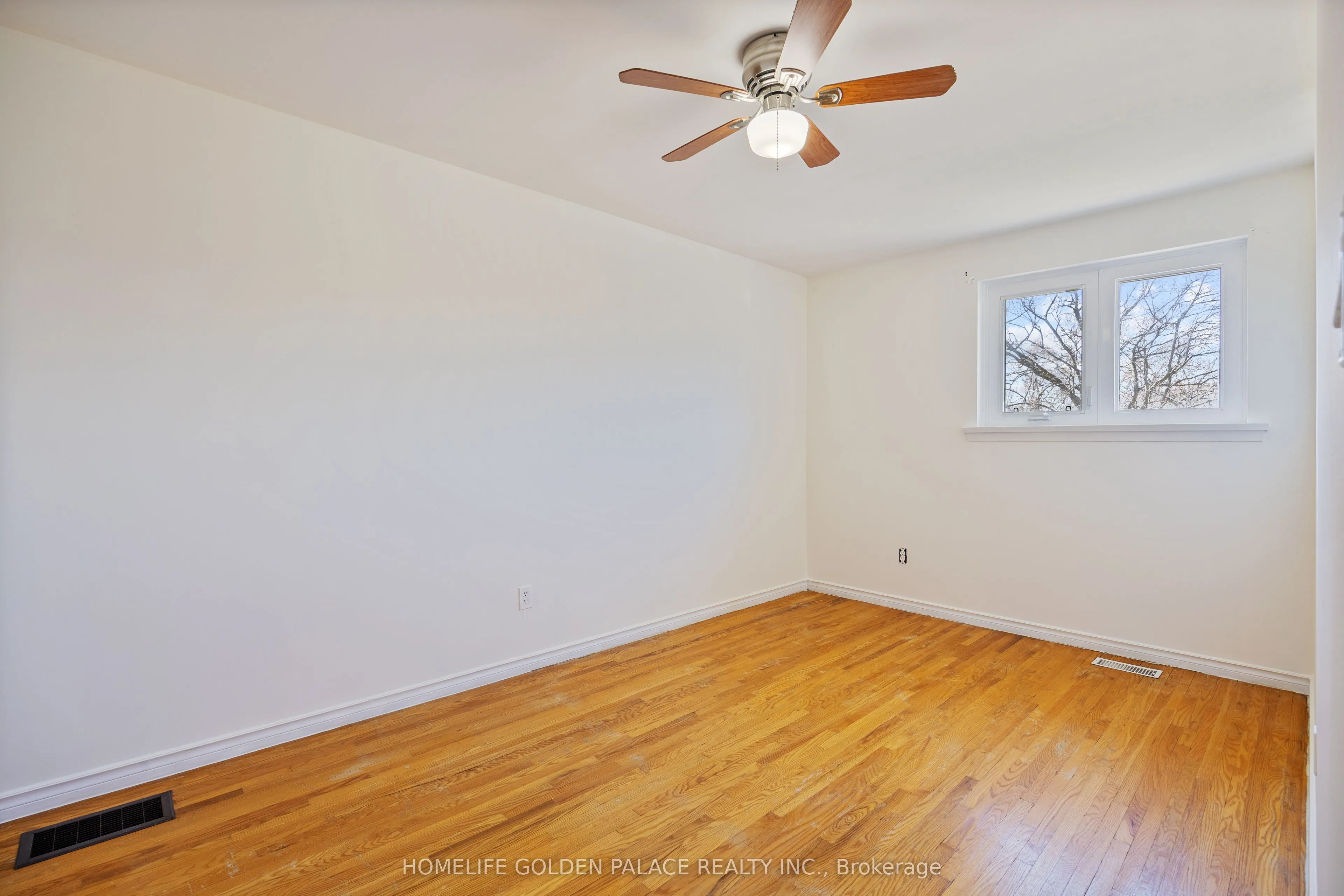 435 Melores Drive
