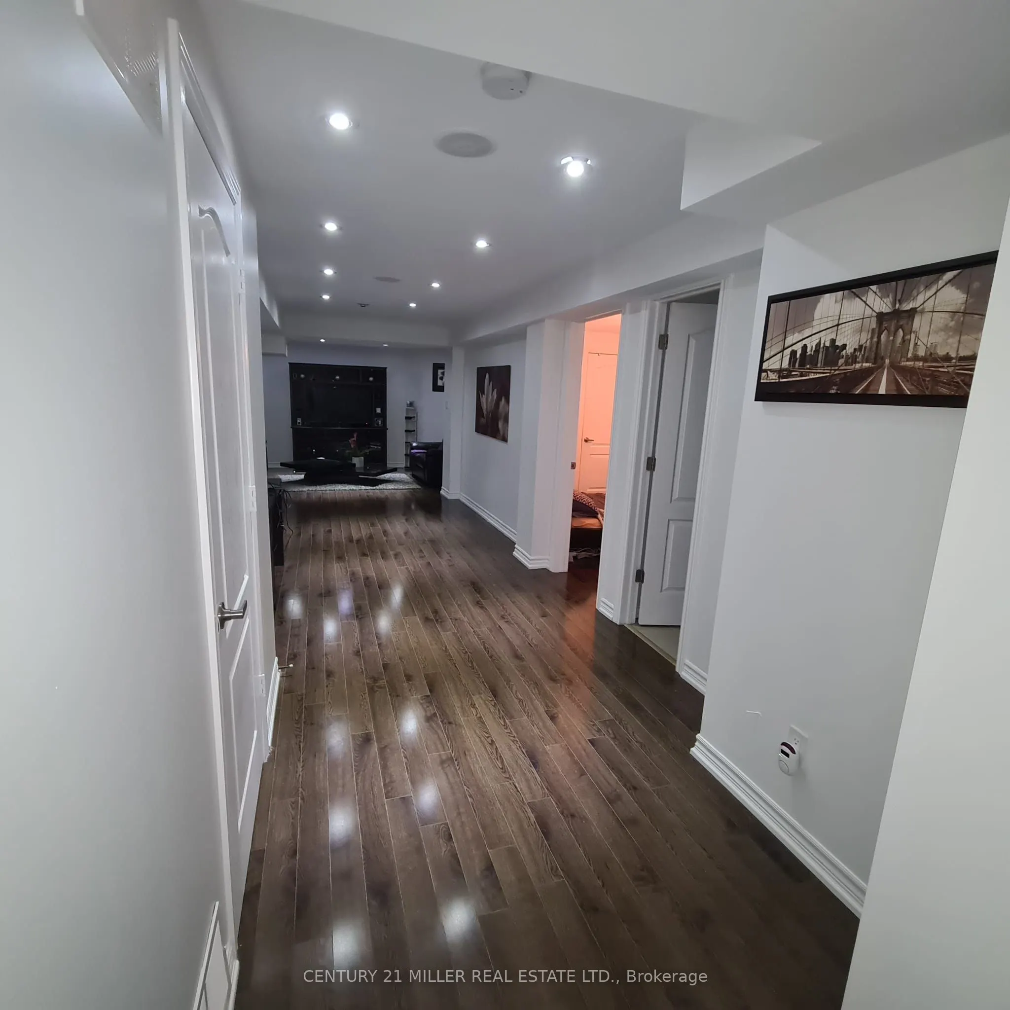 2447 PINE GLEN Road, #Lower Level