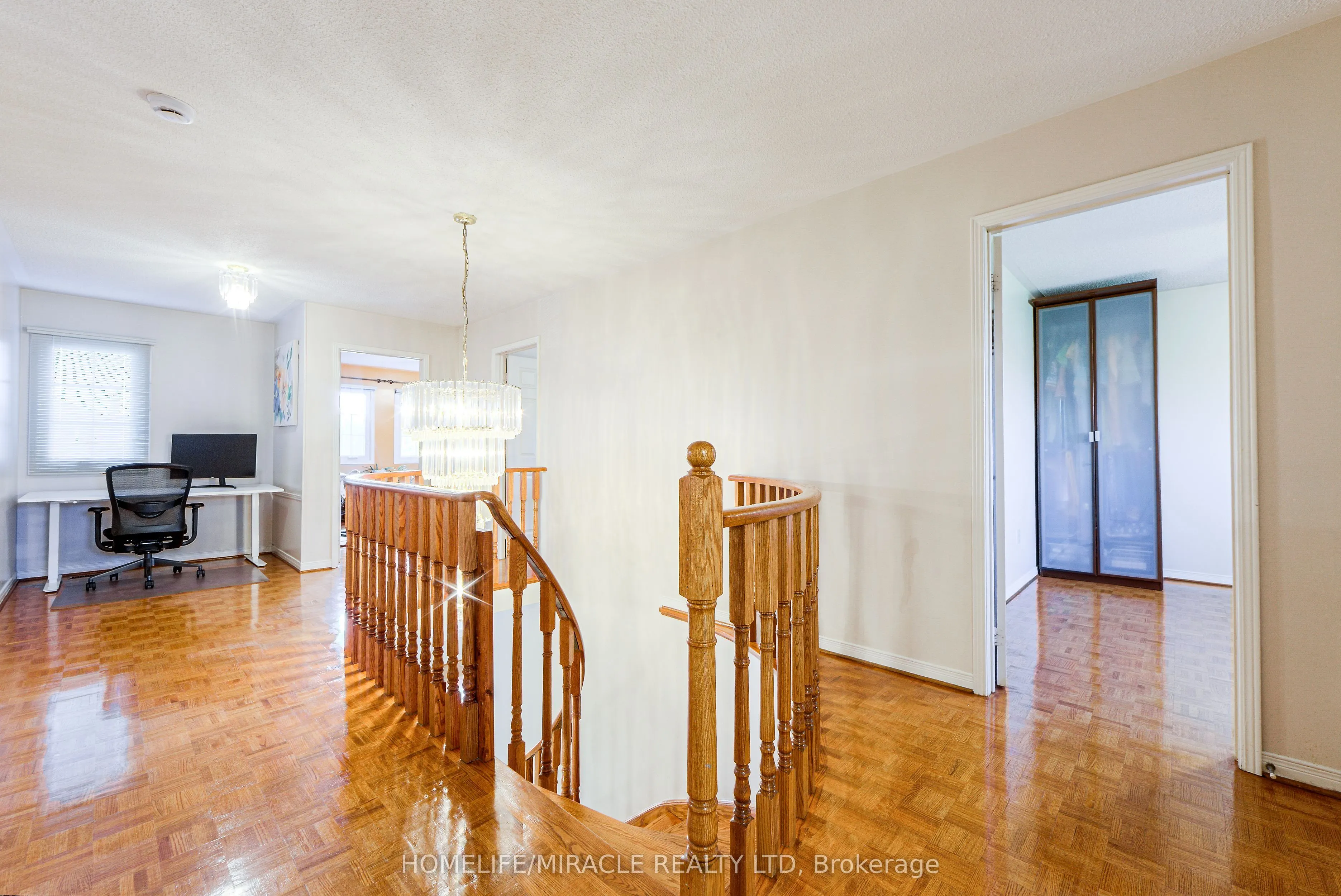 89 Woodlot Crescent