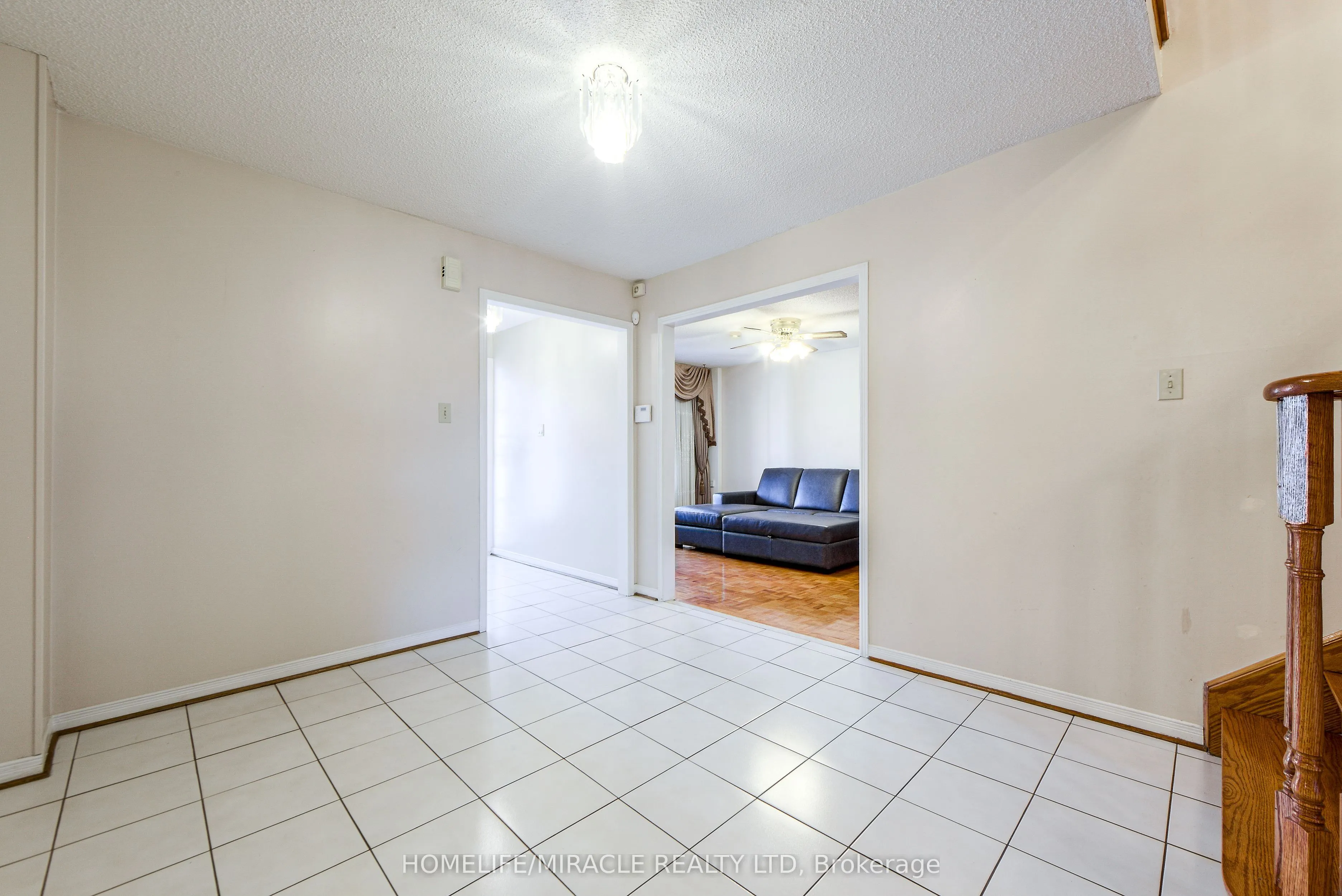 89 Woodlot Crescent