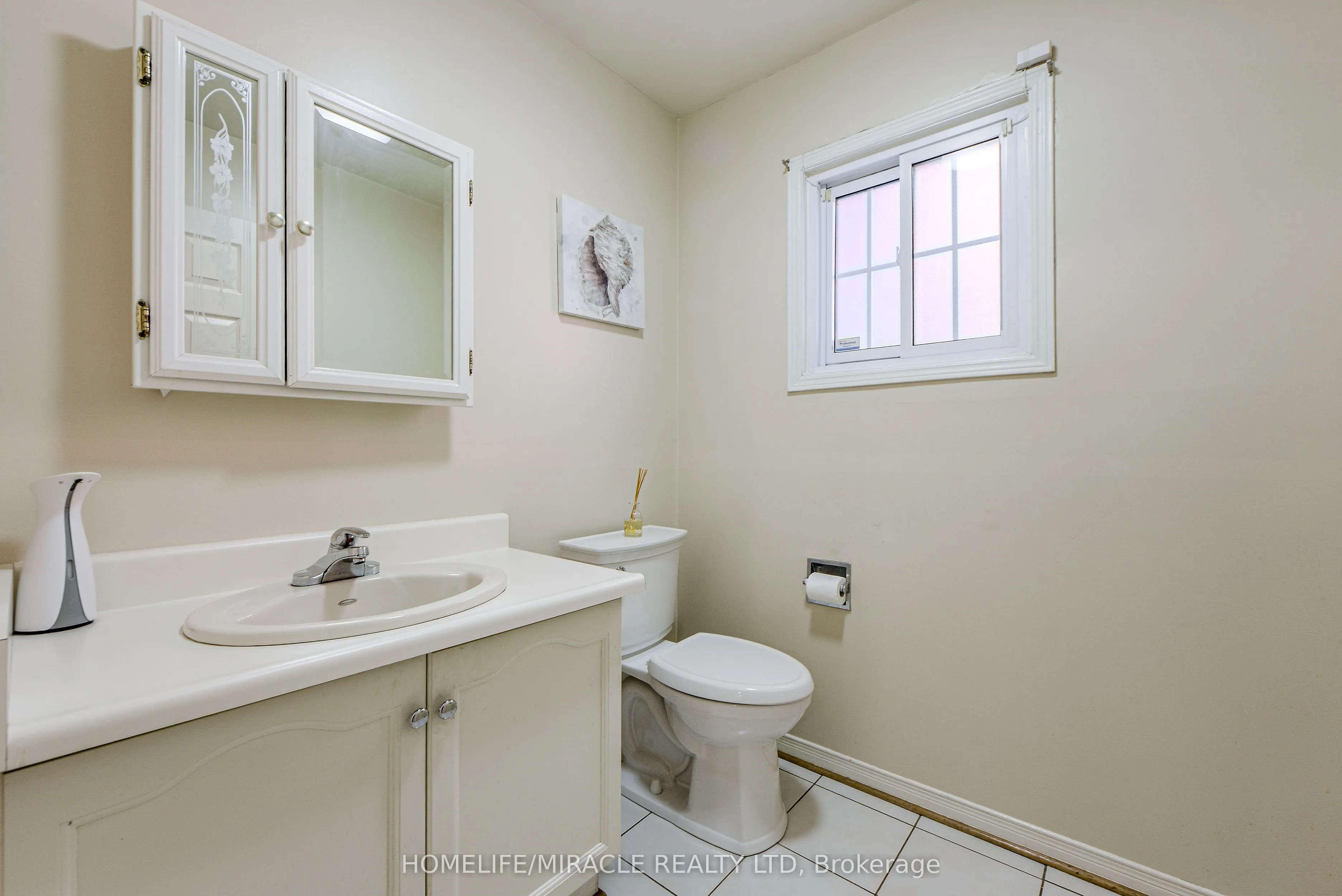 89 Woodlot Crescent