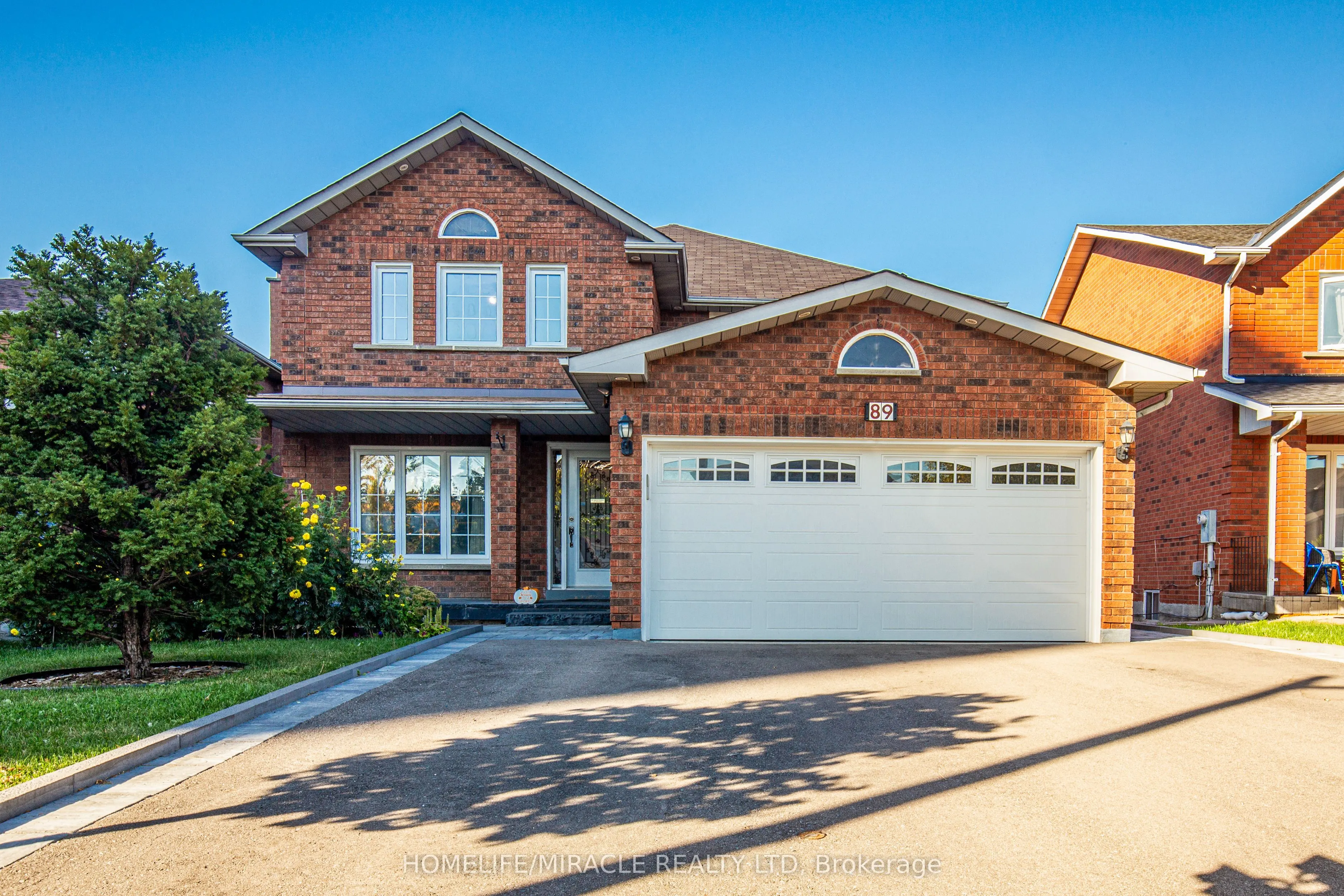 89 Woodlot Crescent