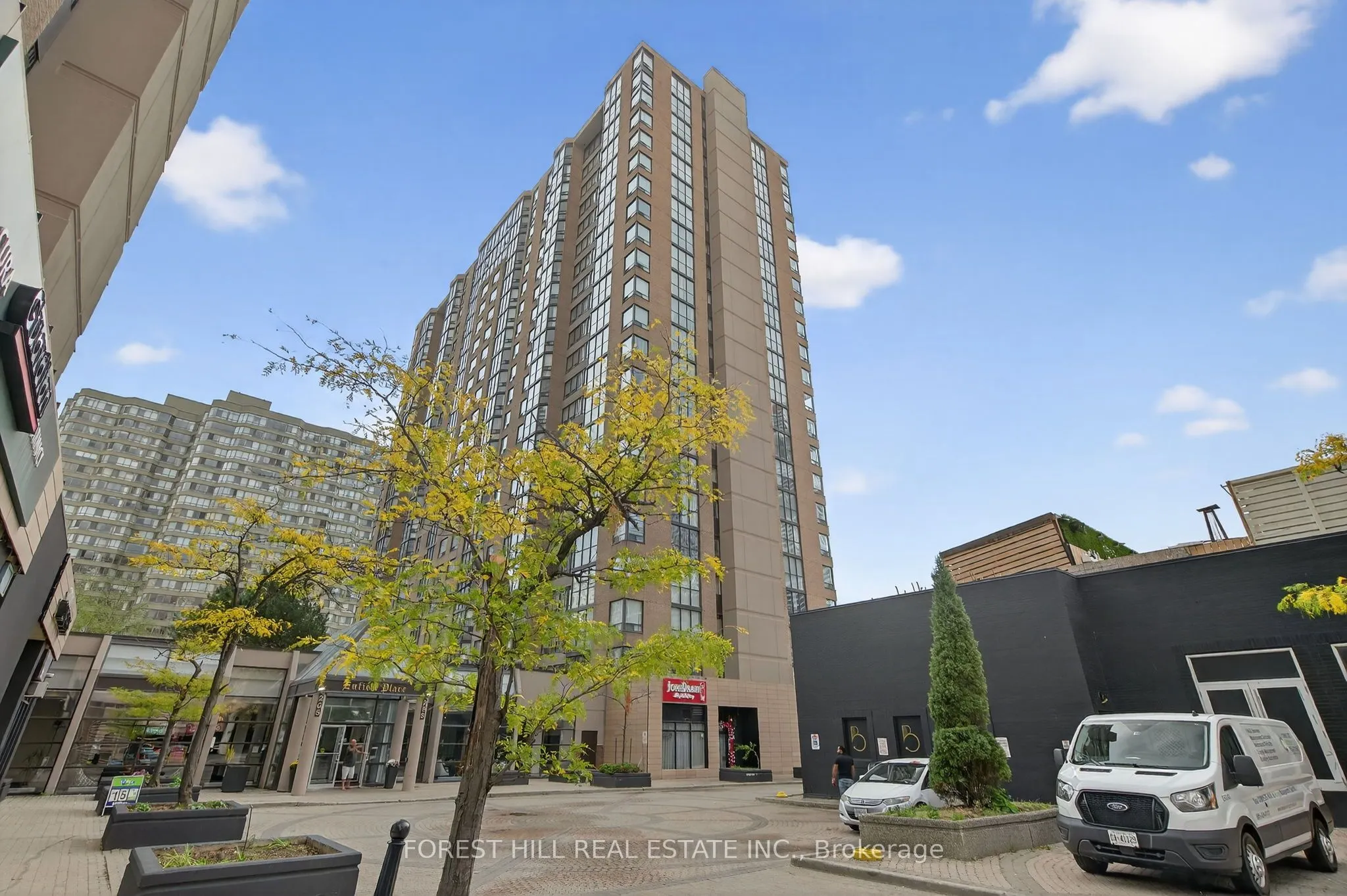 285 Enfield Place N, #210