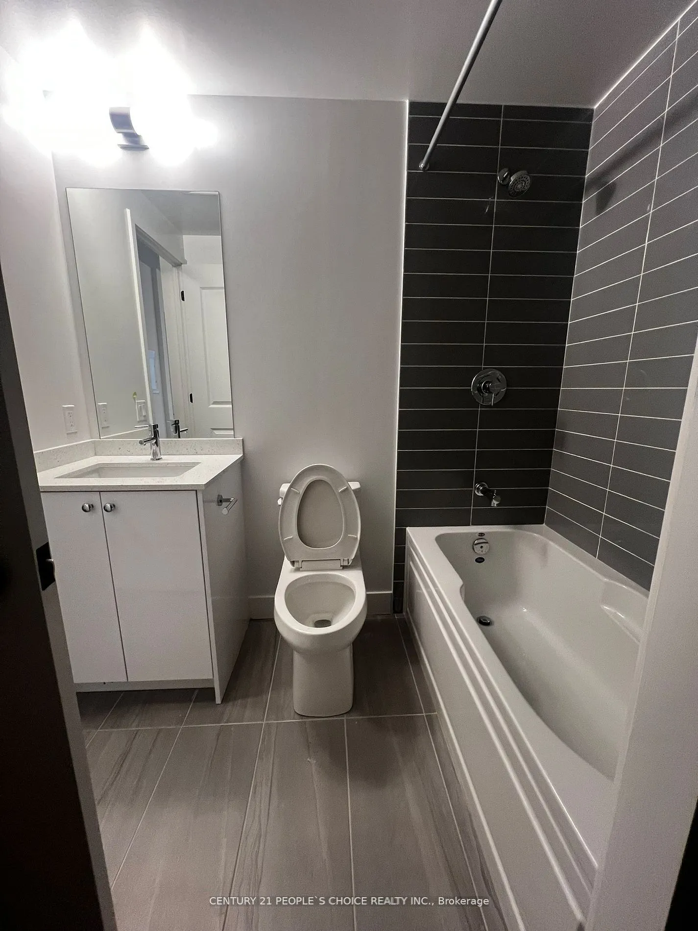 2333 Khalsa Gate, #218