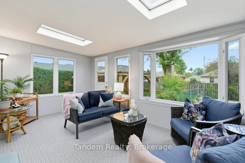 388 Highside Drive N