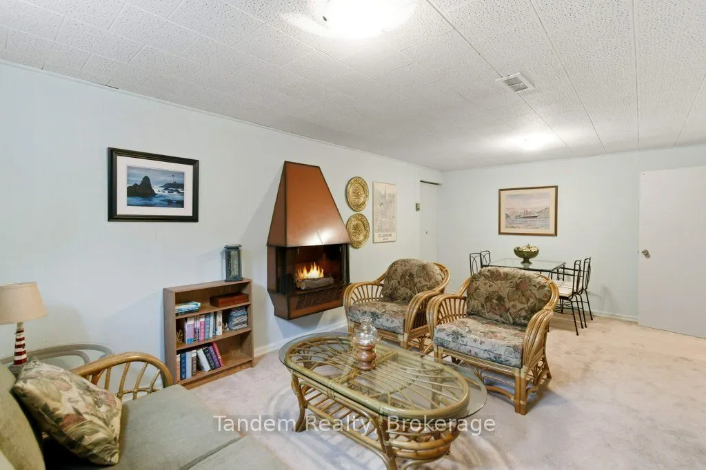 388 Highside Drive N