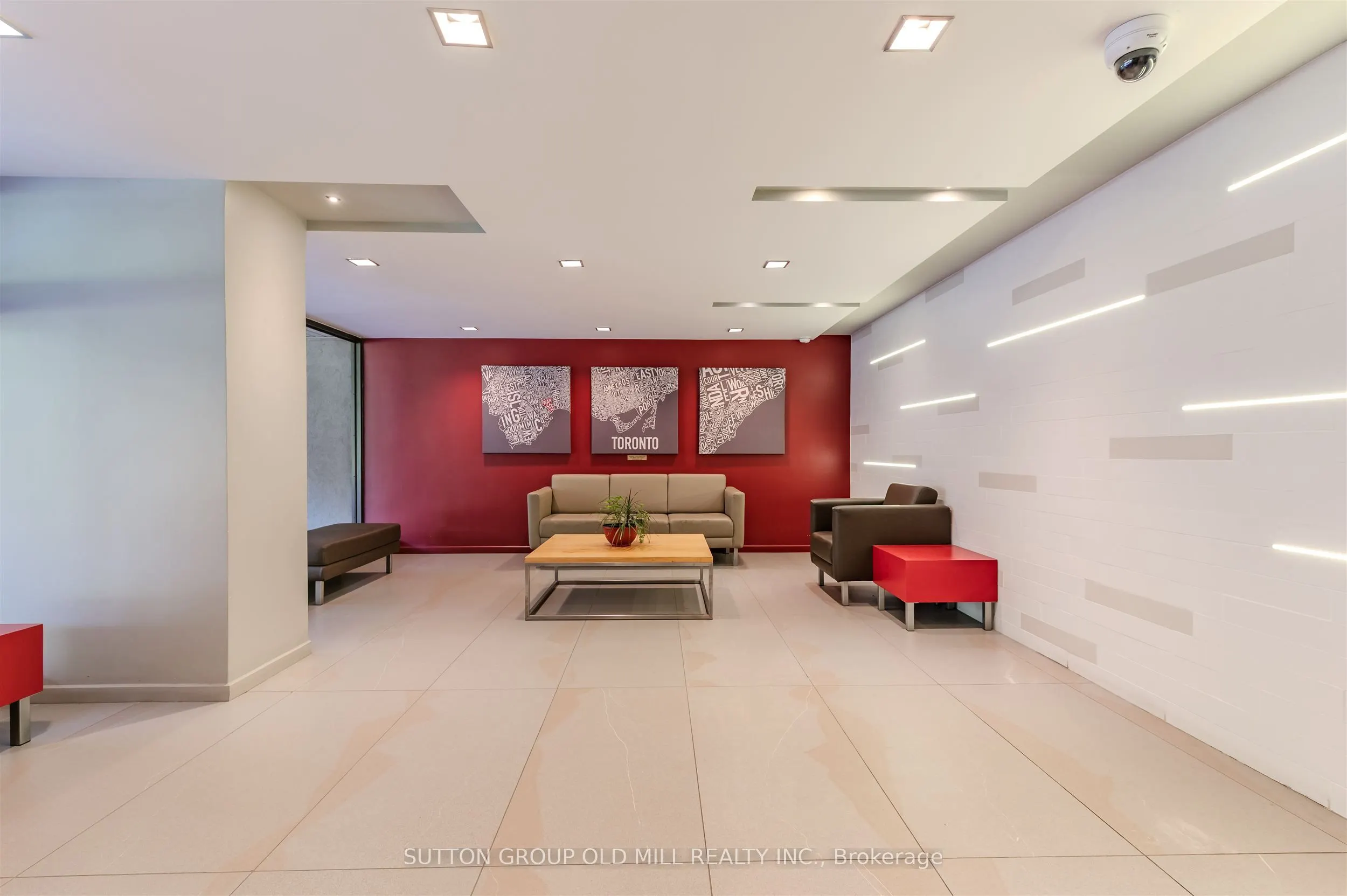 60 Southport Street, #916