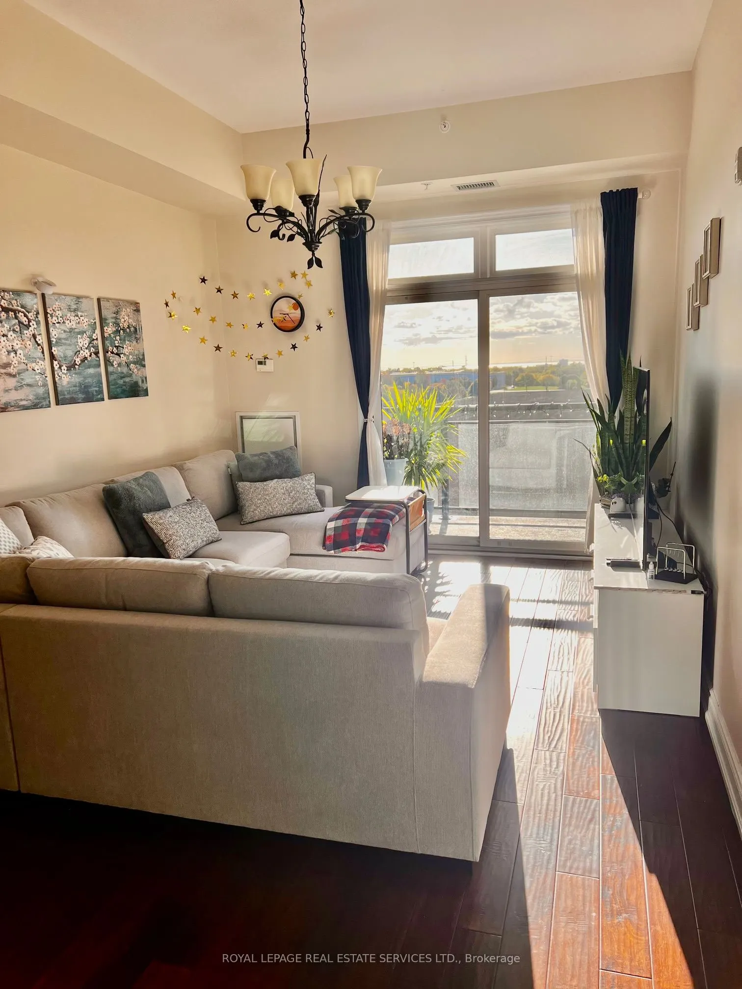 5010 Corporate Drive, #422