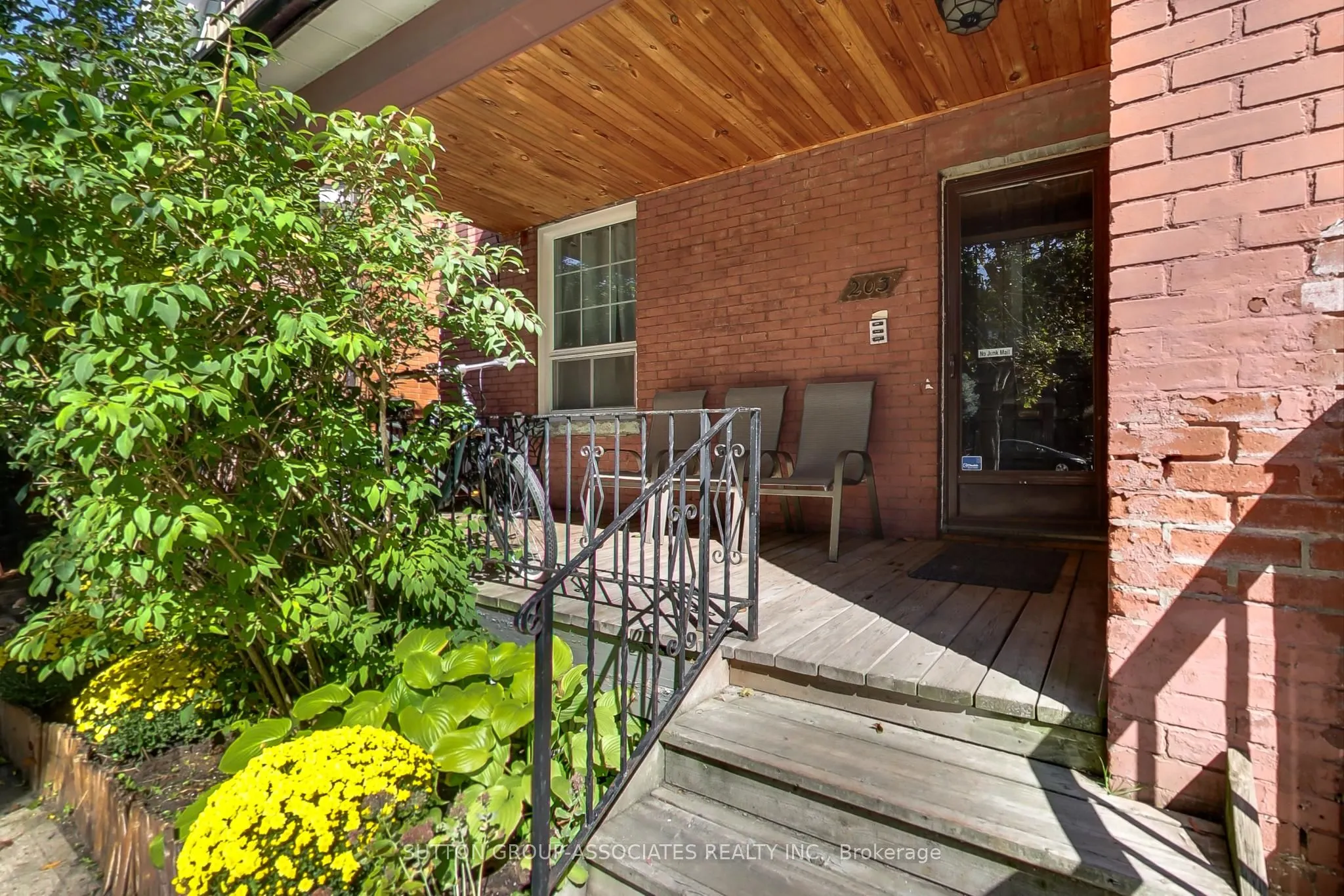 203 Fairview Avenue