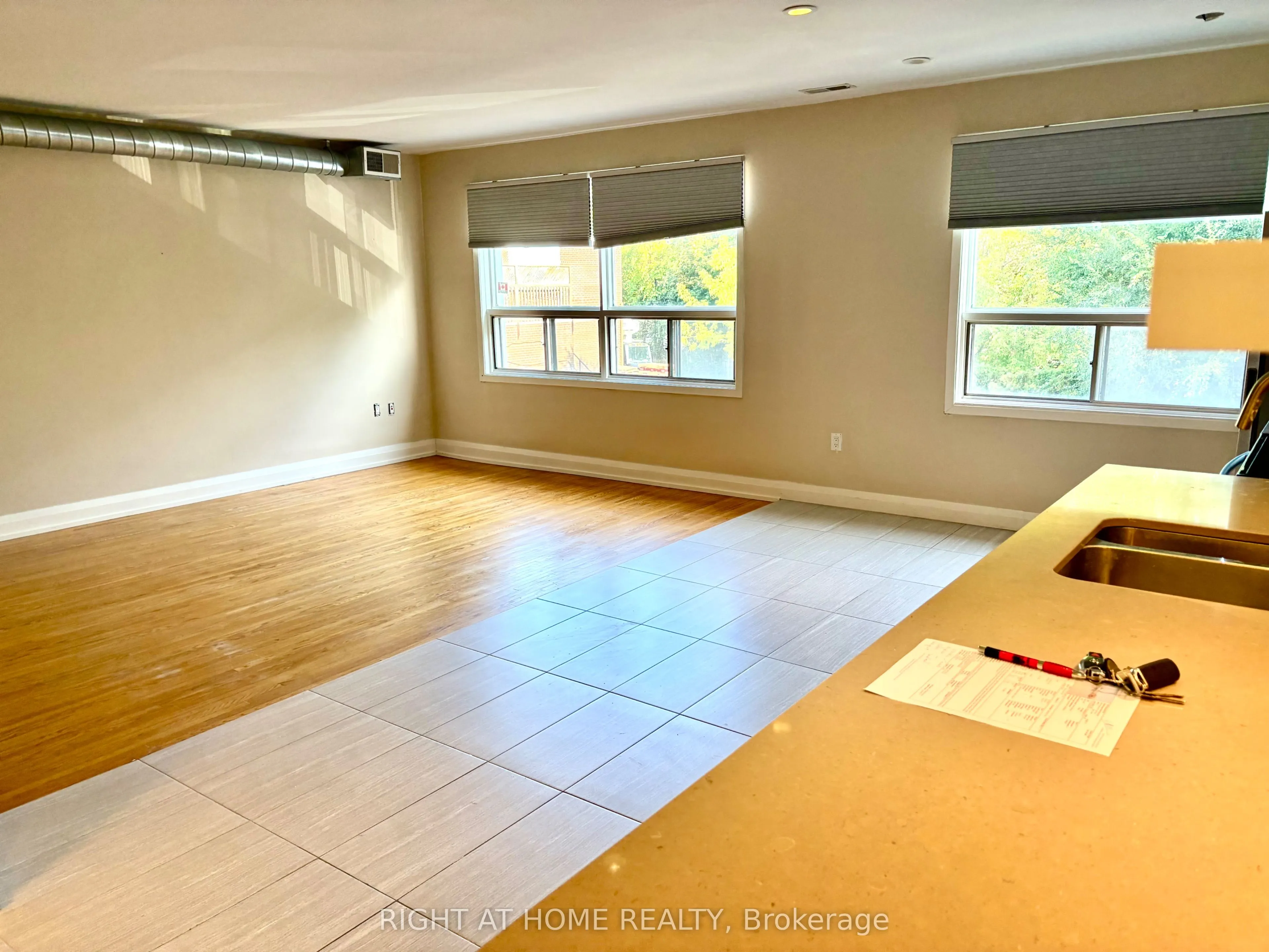 1207 Hurontario Street, #B
