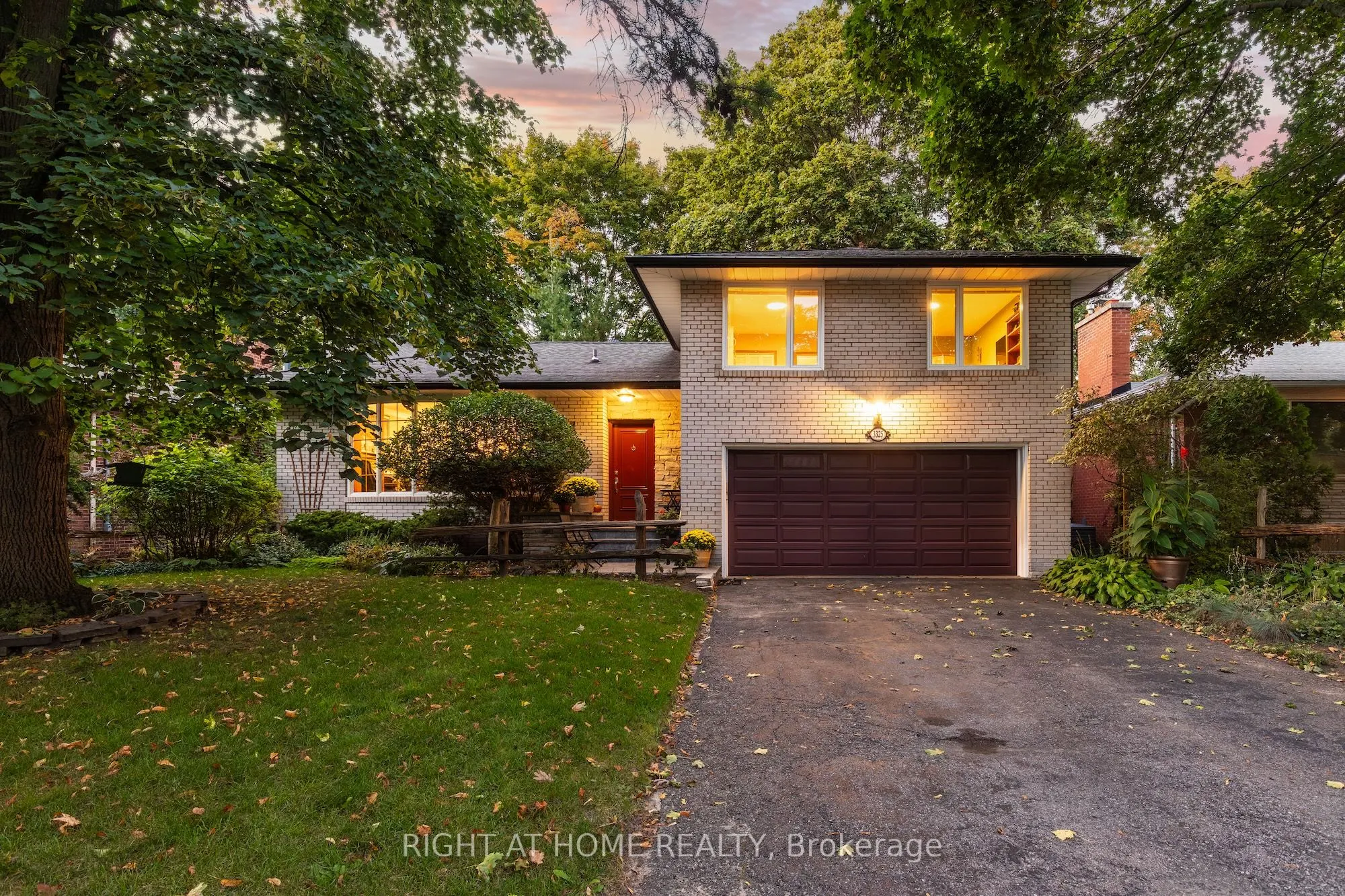 3325 Enniskillen Circle
