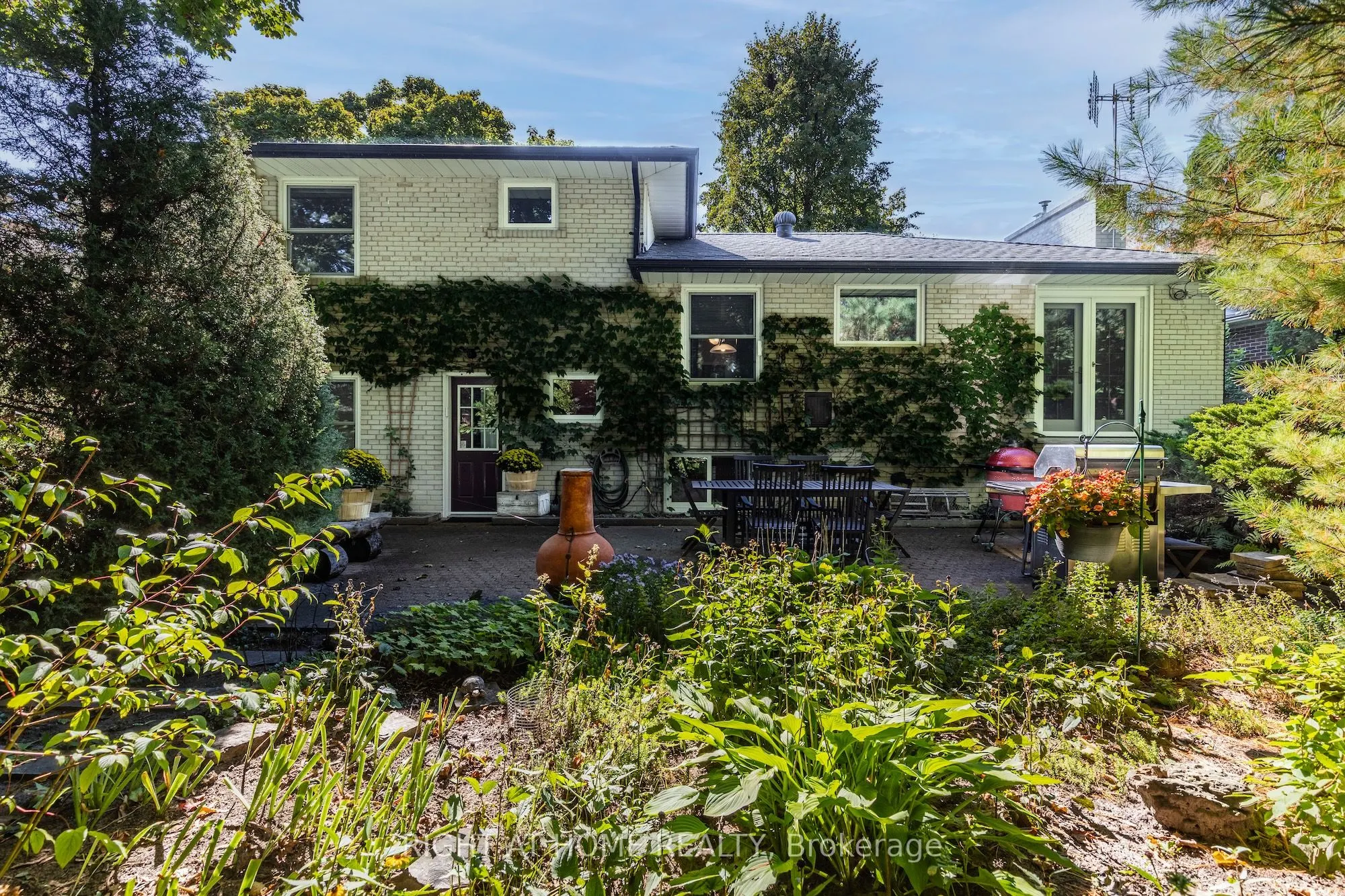 3325 Enniskillen Circle
