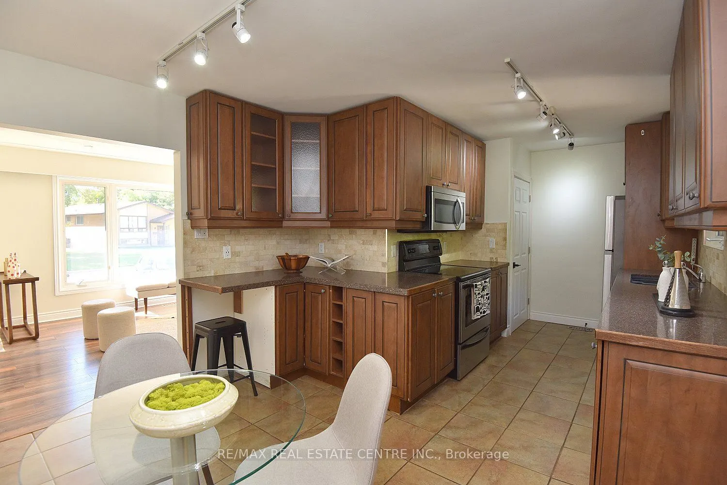 405 Erindale Drive