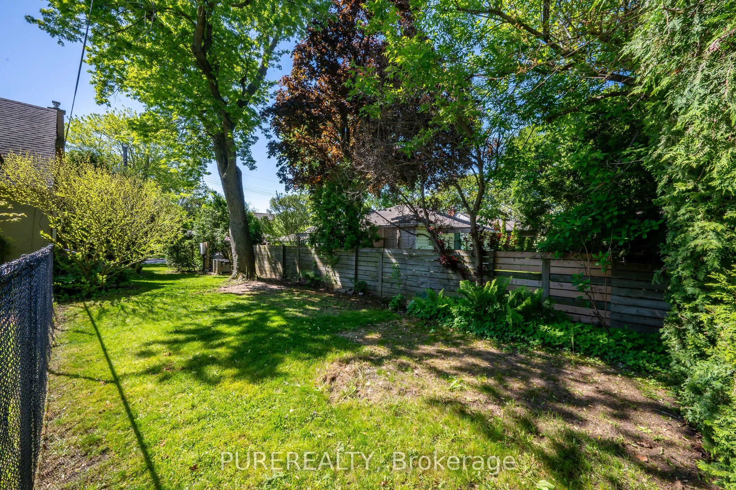 2067 Maplewood Drive