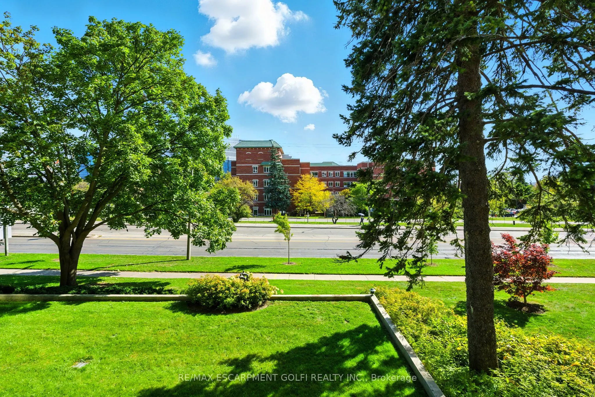 1201 North Shore Boulevard E, #208