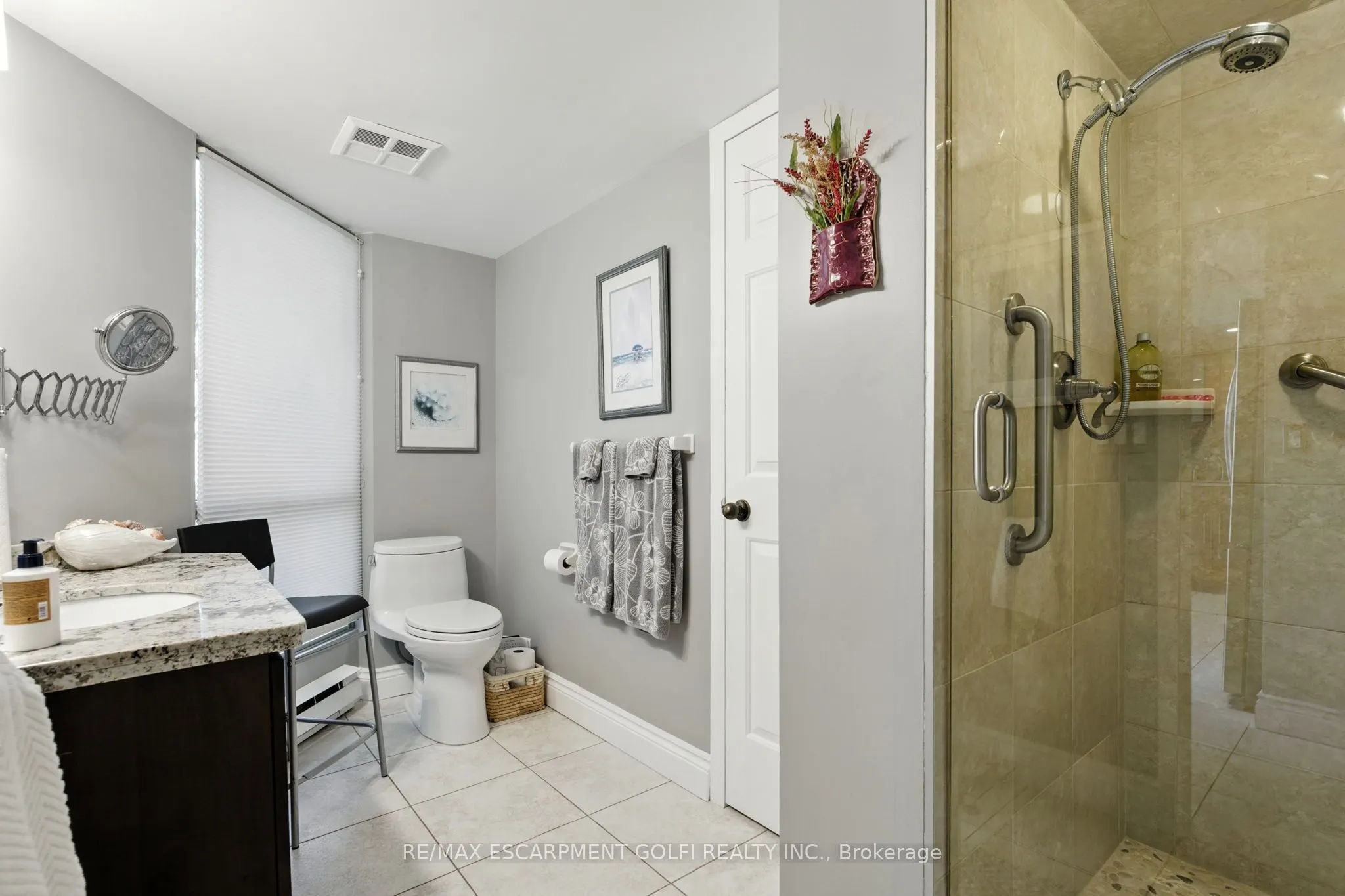 1201 North Shore Boulevard E, #208
