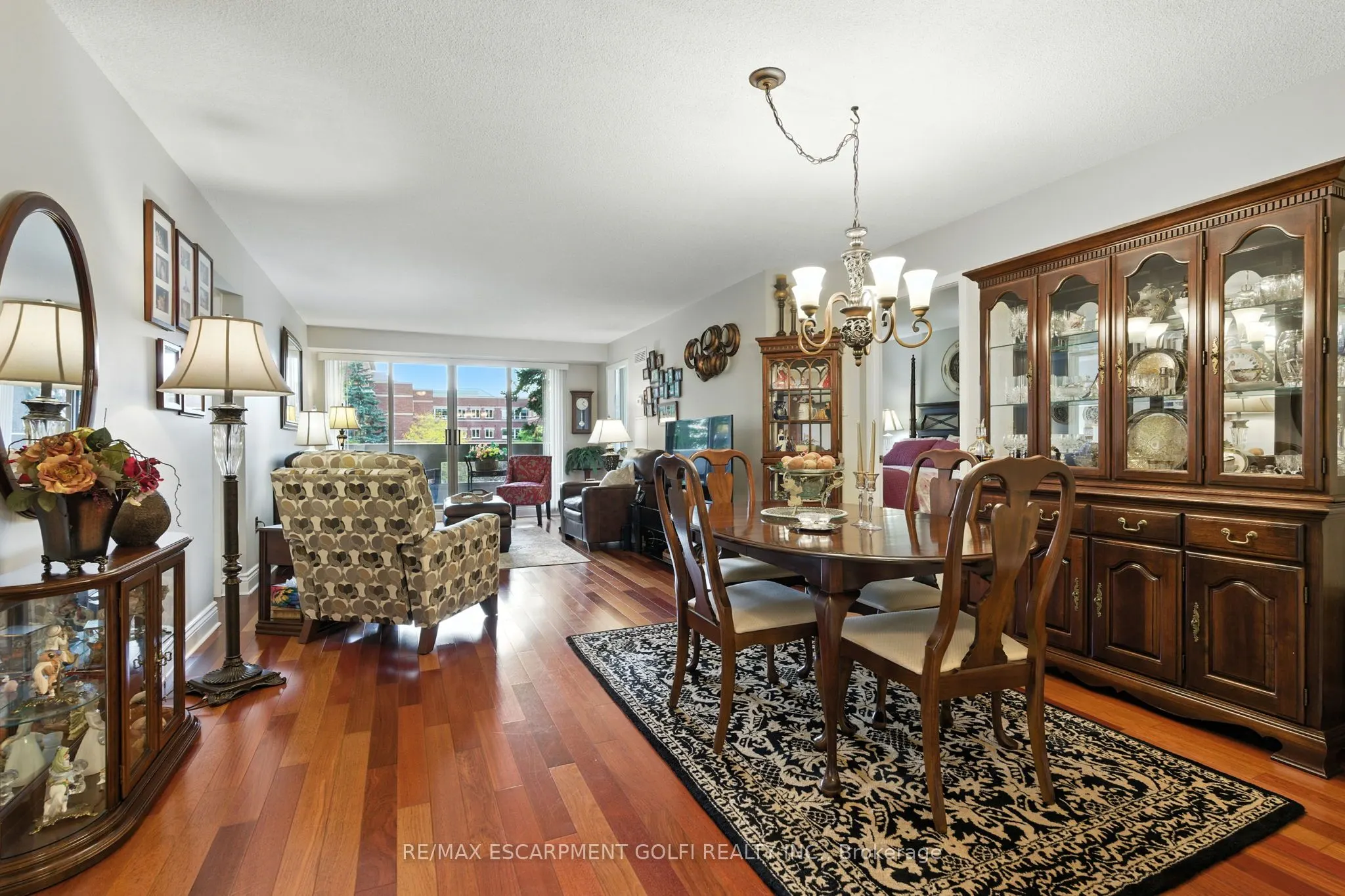 1201 North Shore Boulevard E, #208