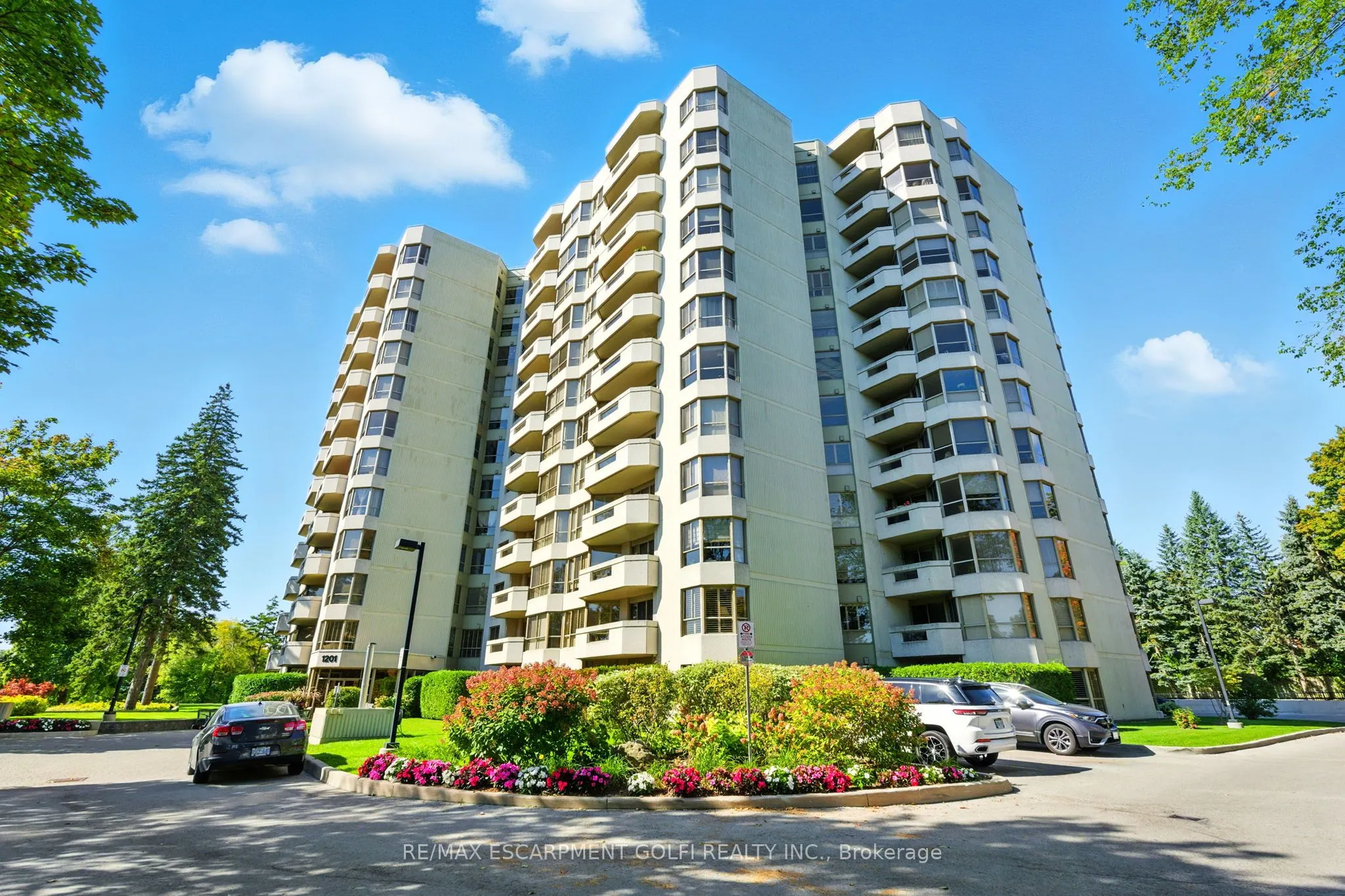1201 North Shore Boulevard E, #208