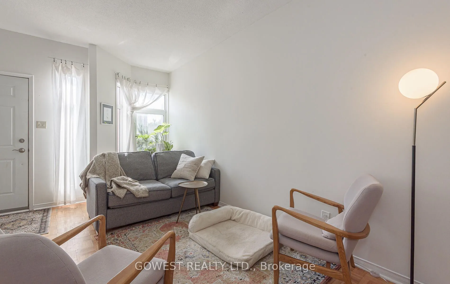 1538 Dupont Street, #B