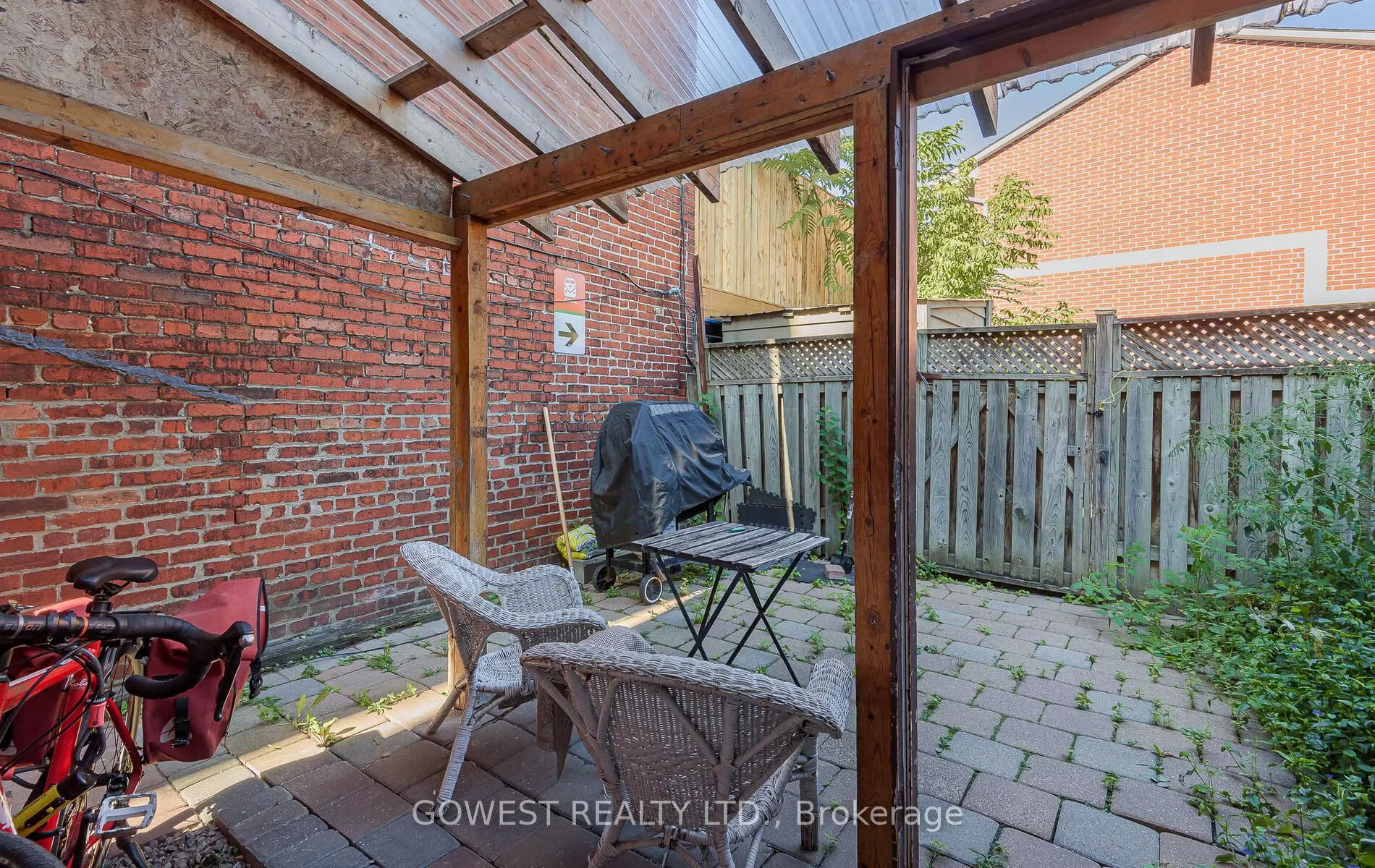 1538 Dupont Street, #B