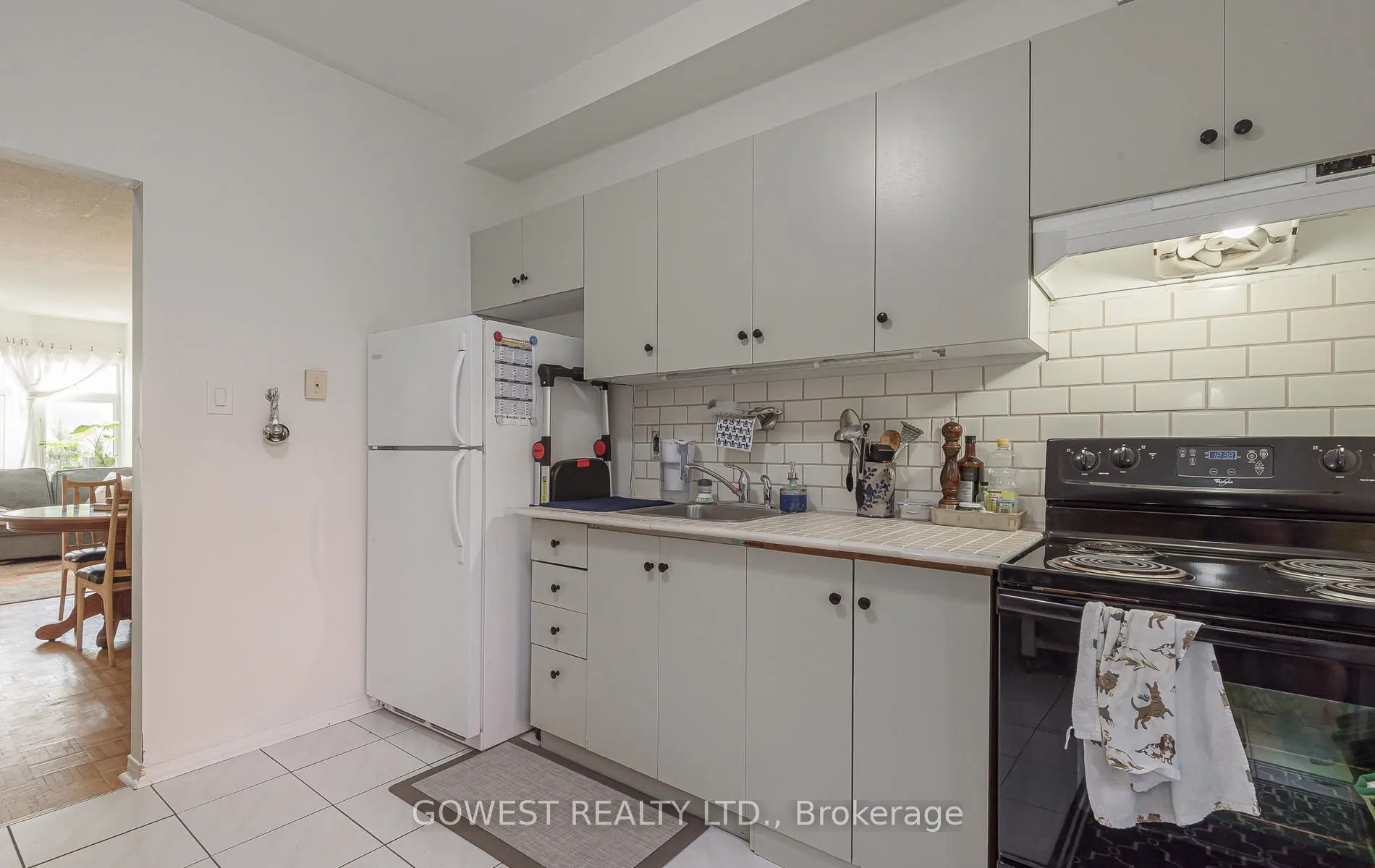1538 Dupont Street, #B