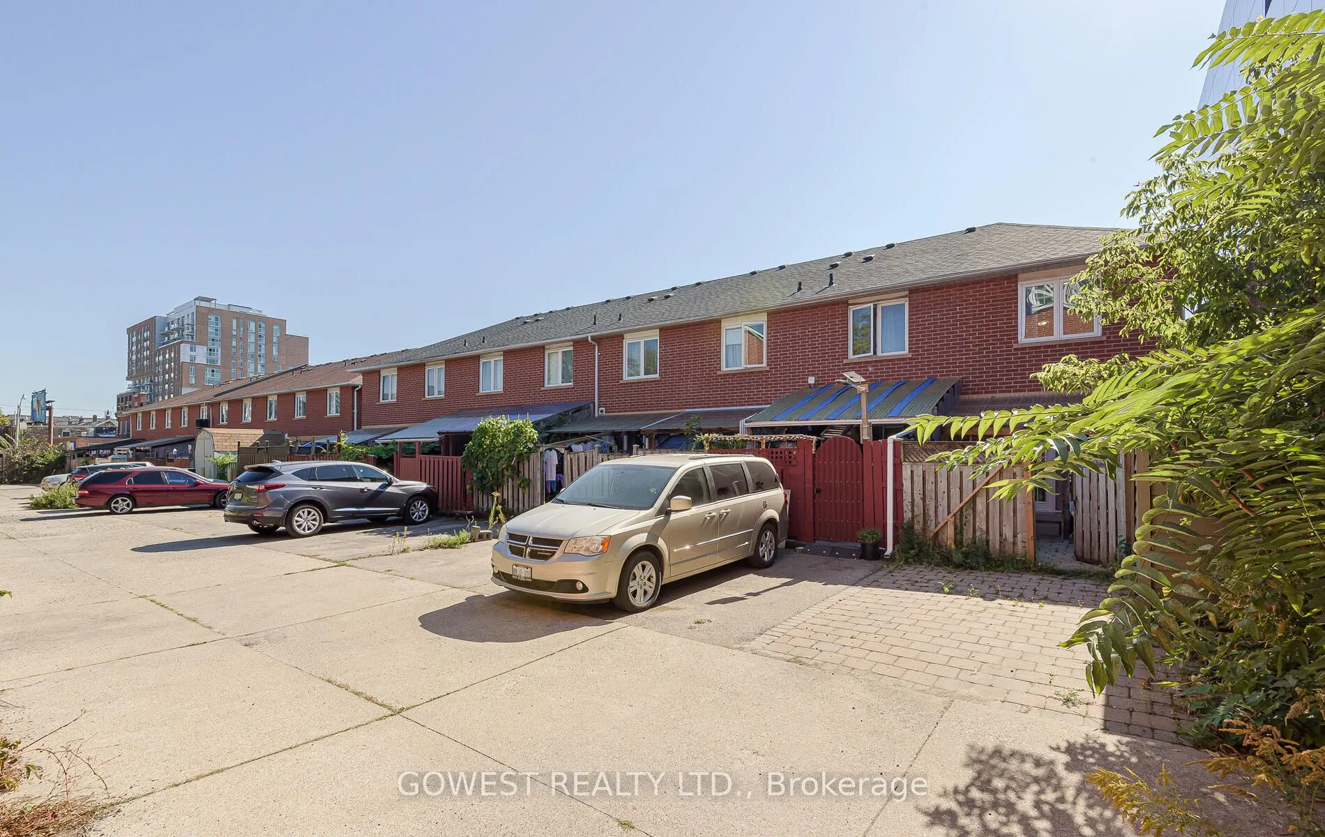 1538 Dupont Street, #B