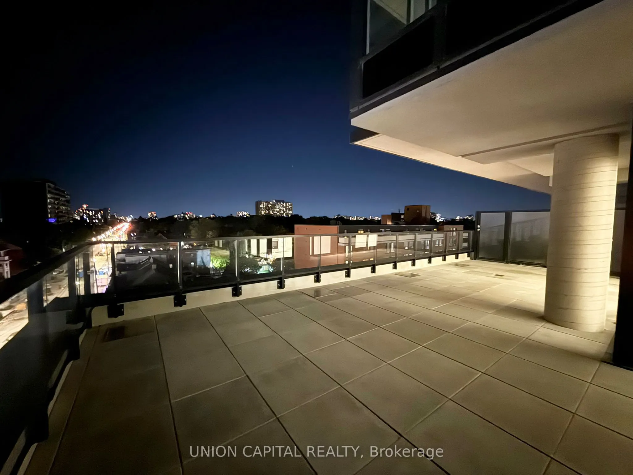 285 Dufferin Street, #521