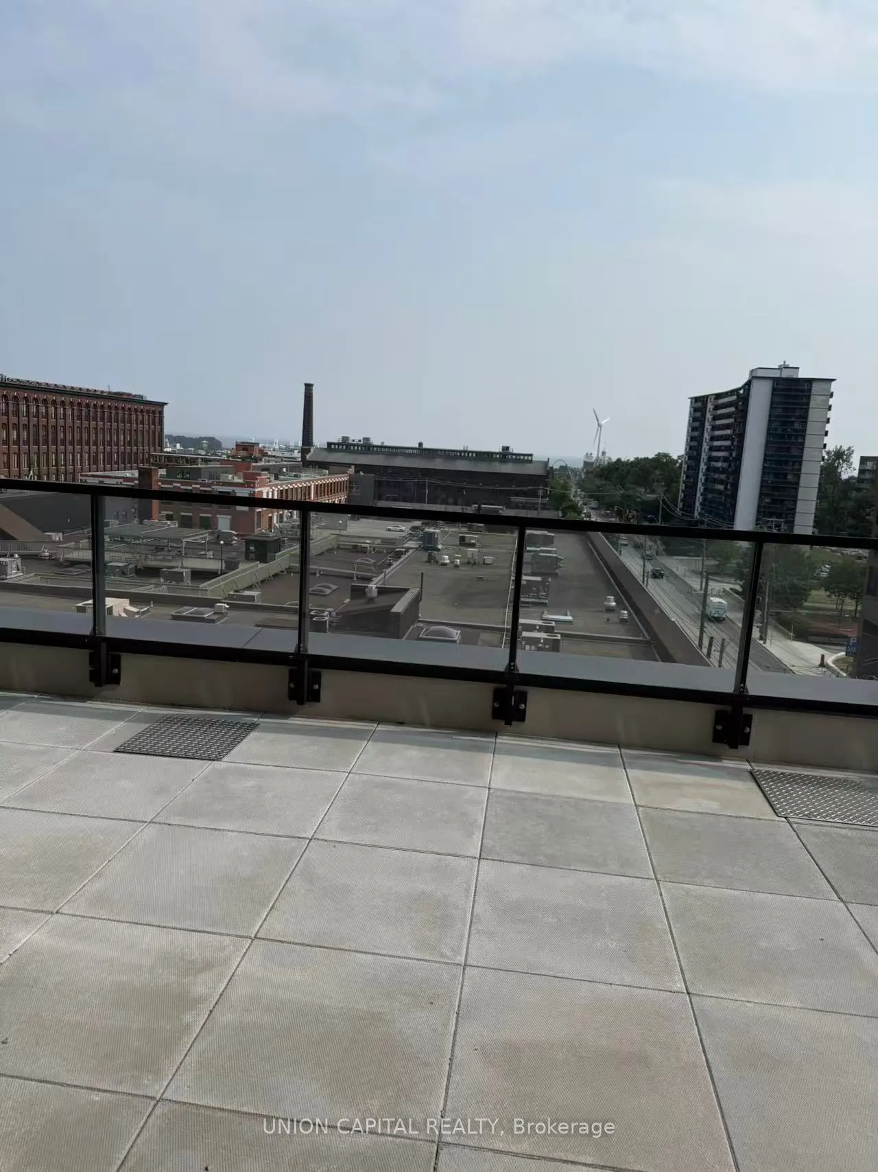 285 Dufferin Street, #521