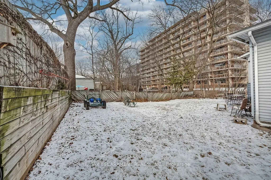 1415 Lakeshore Road