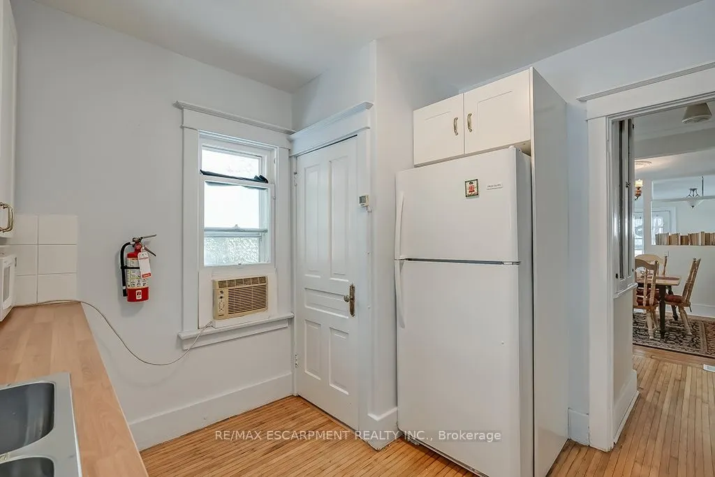 1415 Lakeshore Road